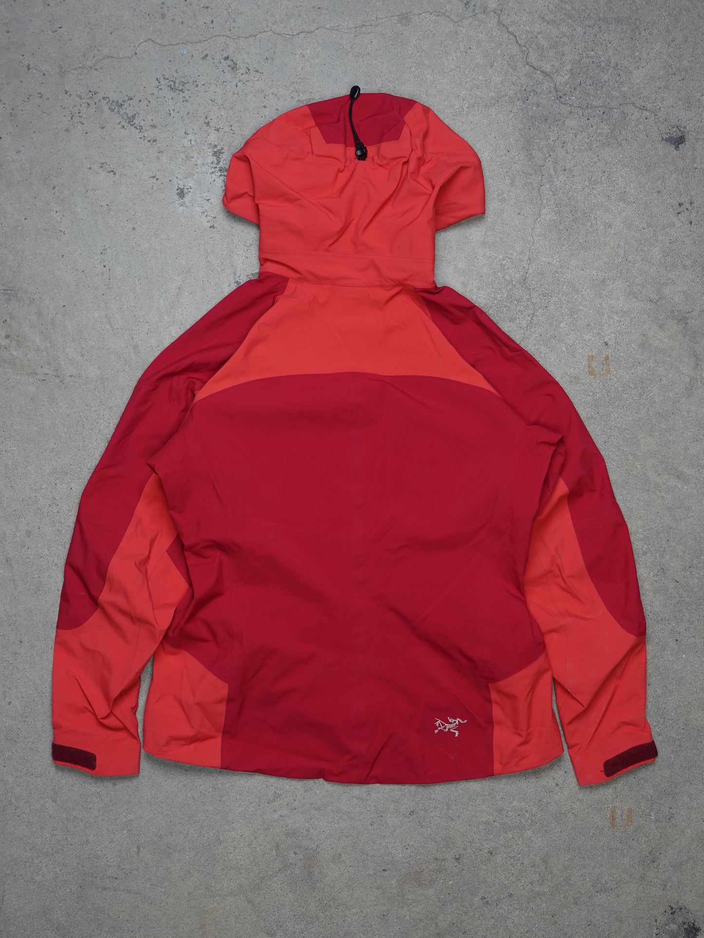 Arc'teryx Hooded Waterproof Jacket (M)
