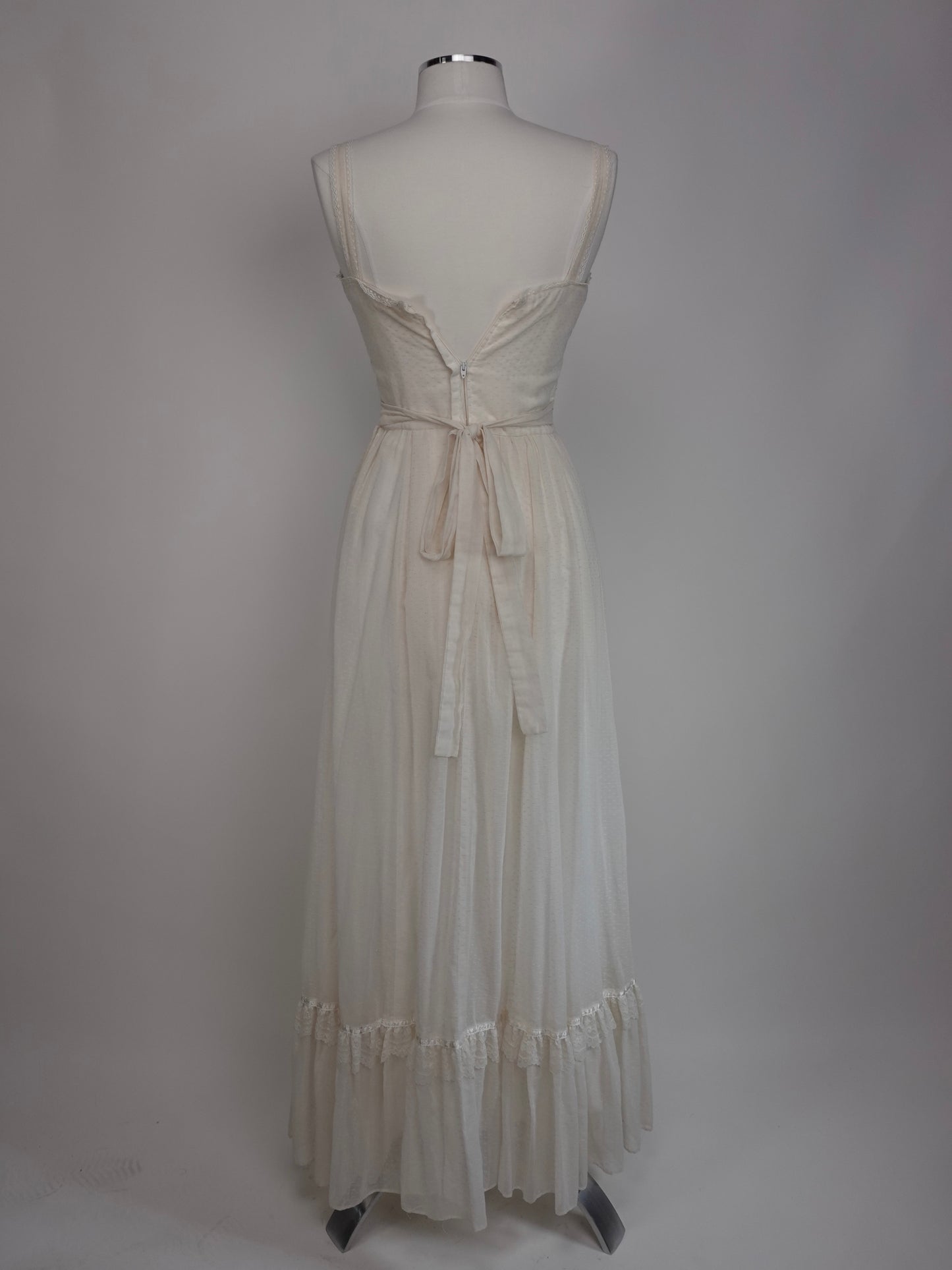 1970S - GUNNE SAX WHITE SLEEVELESS COTTAGE CORE DRESS