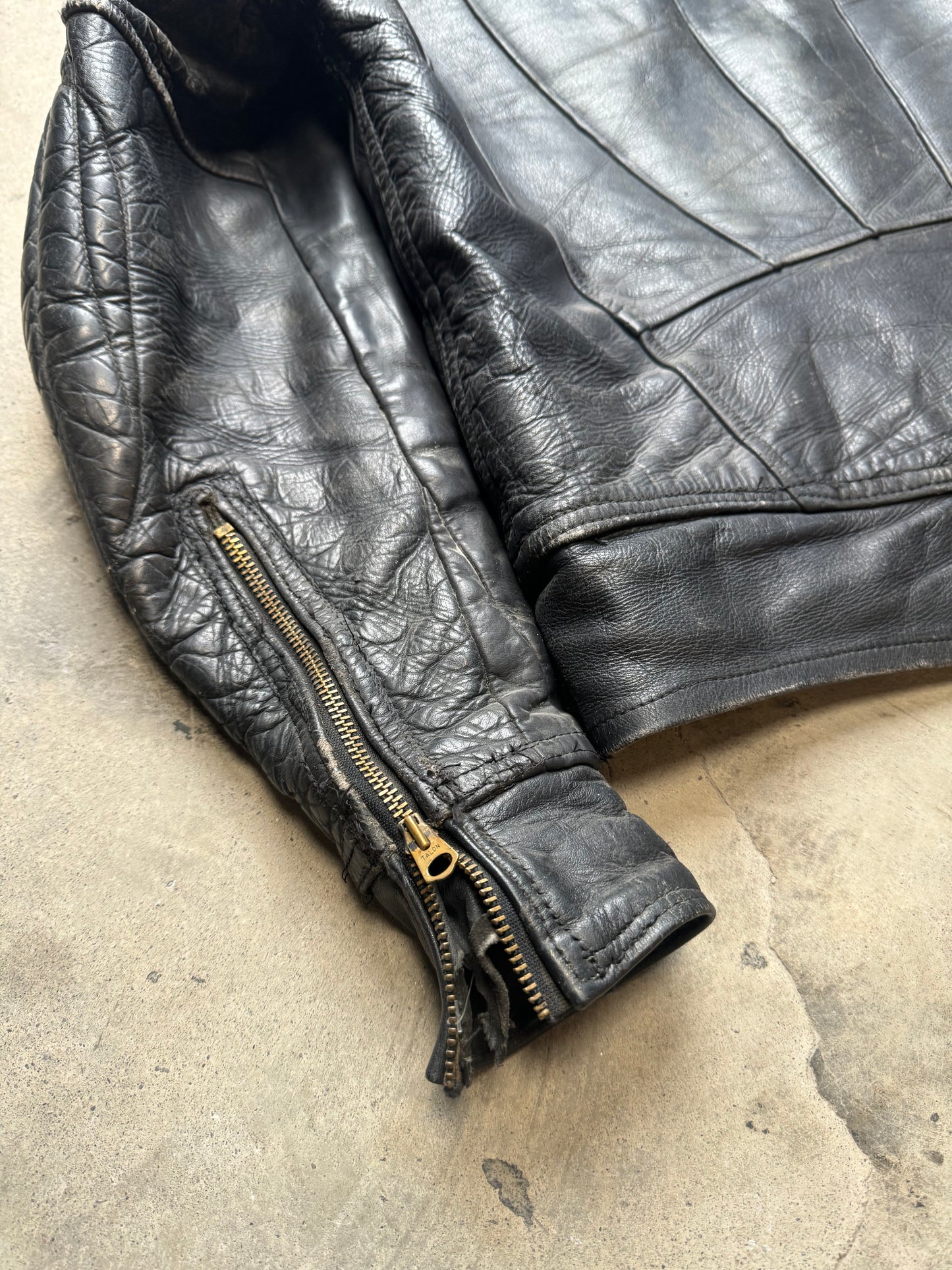 1960s/70s - Unbranded Black Horsehide Motorcycle Jacket