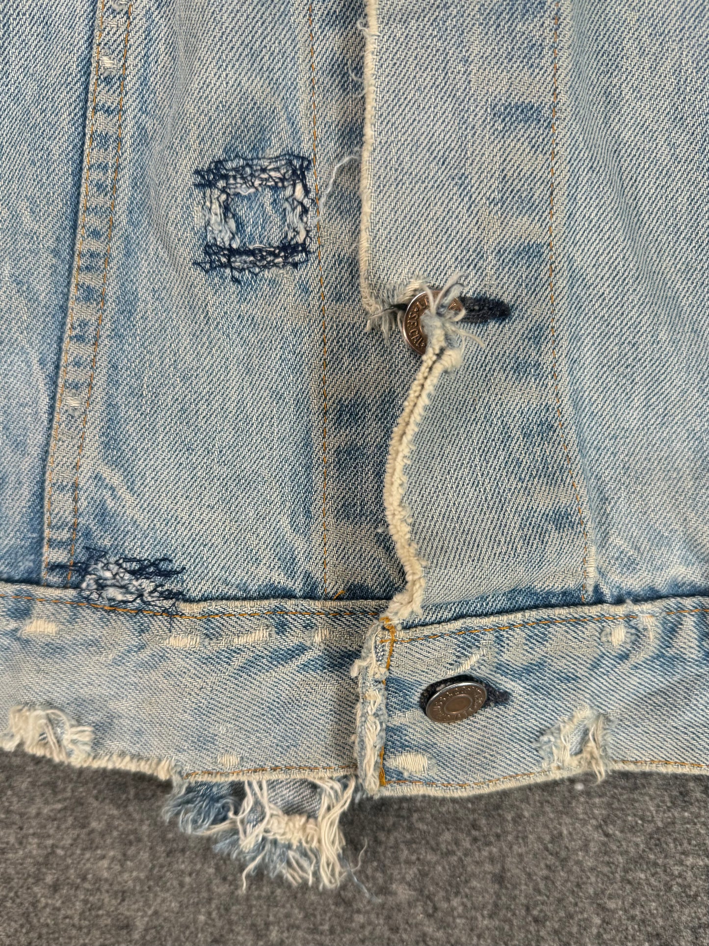 1980s - "Biker Cut" Levis Red Tab Type III Cut Trucker Jacket