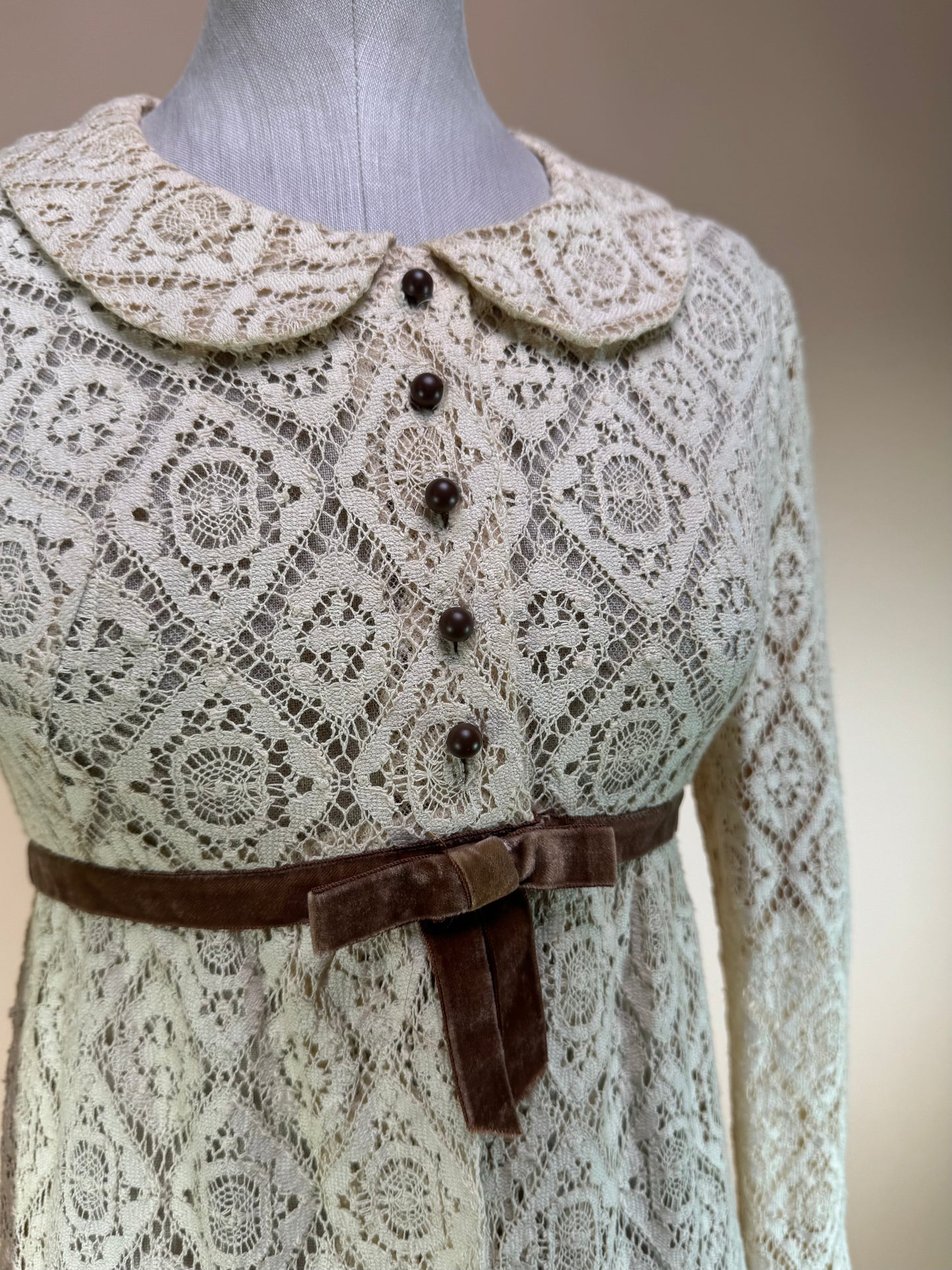 1960s - Made In London Open Front Lace Dress With Velvet Waist Ribbon Detailing