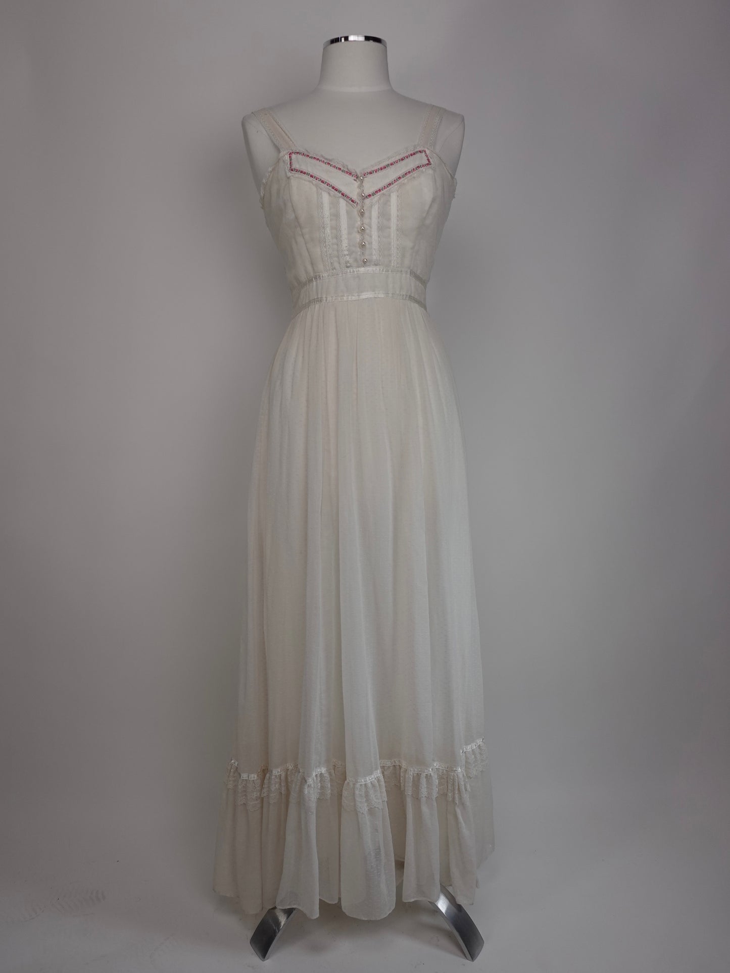 1970S - GUNNE SAX WHITE SLEEVELESS COTTAGE CORE DRESS