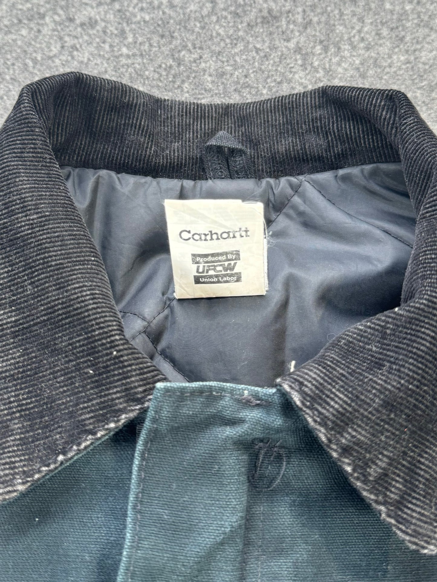 1990s - Carhartt J02 Workwear Jacket Made In USA