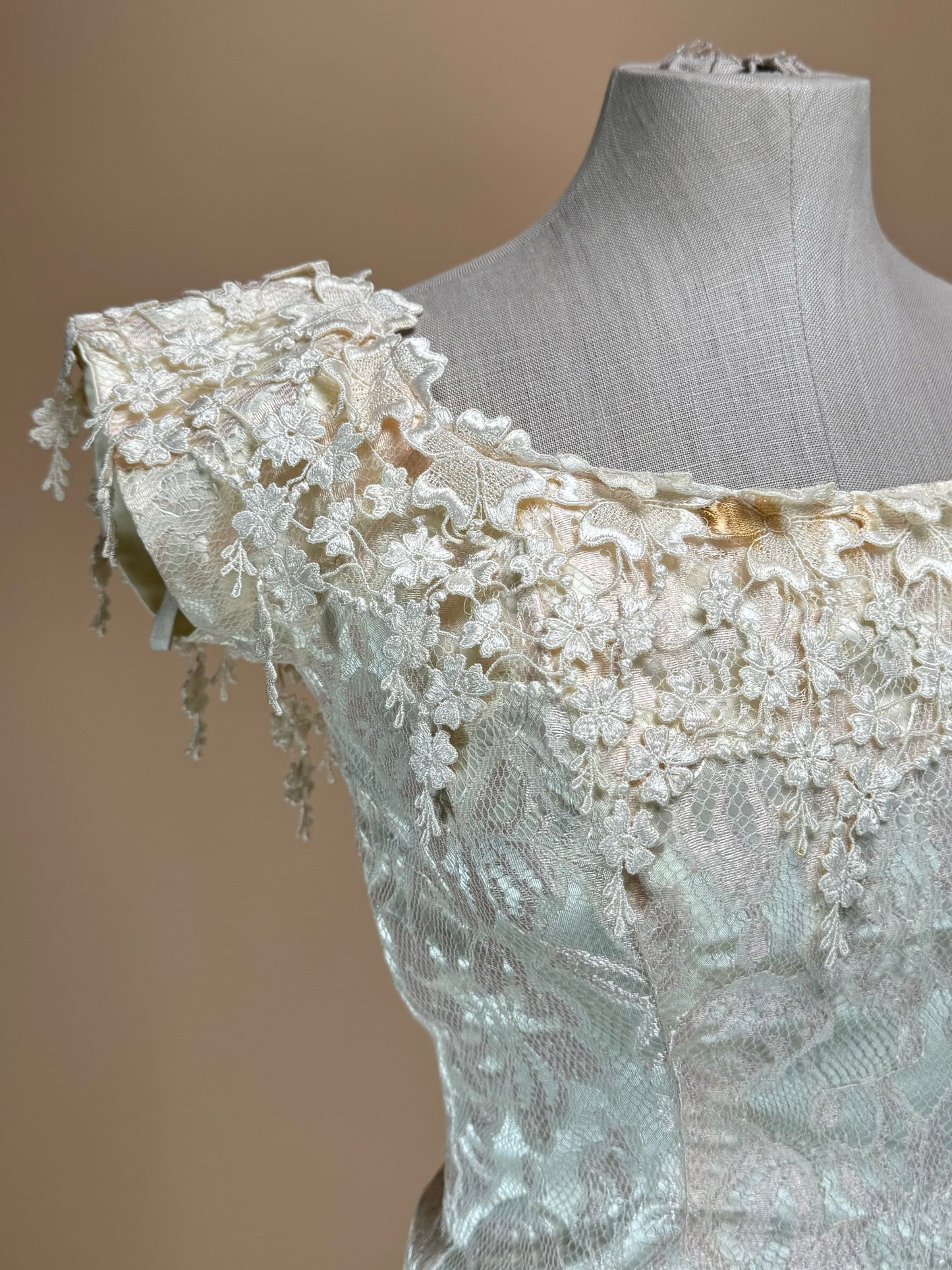 Vintage 1980s | Loralie Lace Wedding Dress W/ Handkerchief Hem