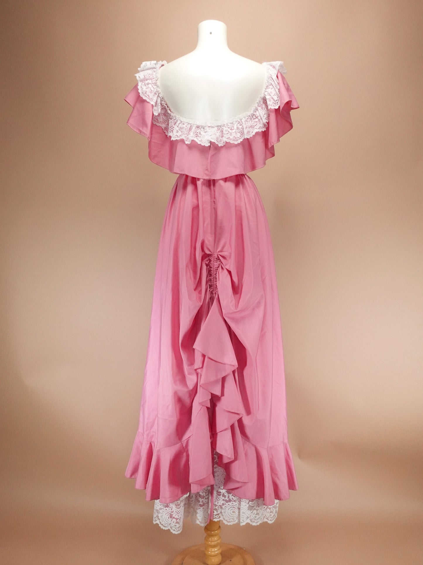 Vintage 1970s | Pink Southern Belle Dress