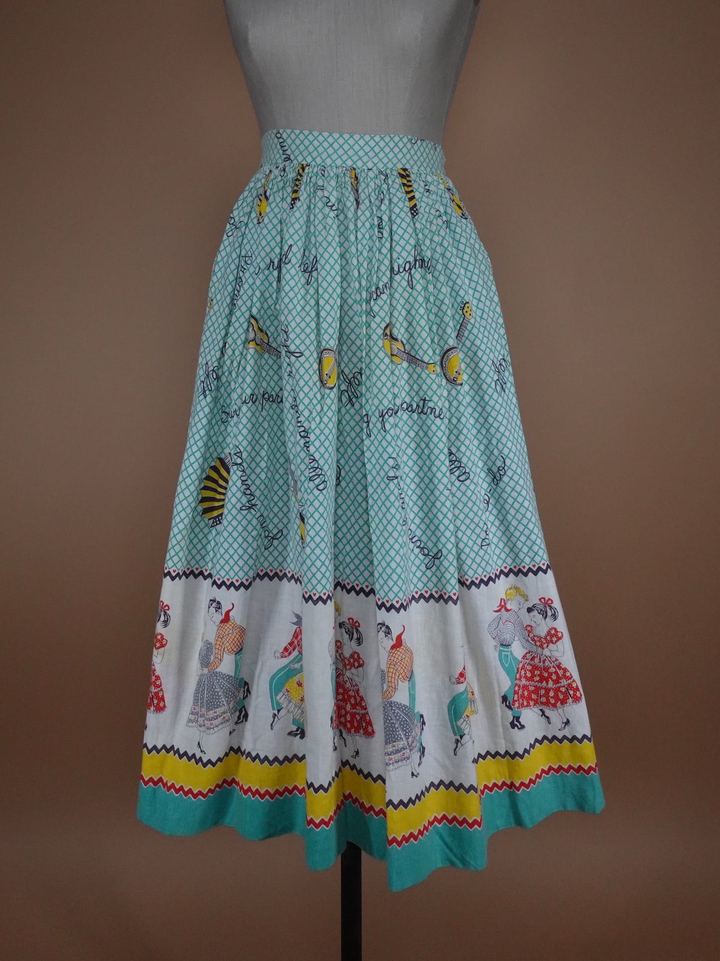 1950s - Do Ce Do Swing Your Partner Allemande Dancing Circle Skirt