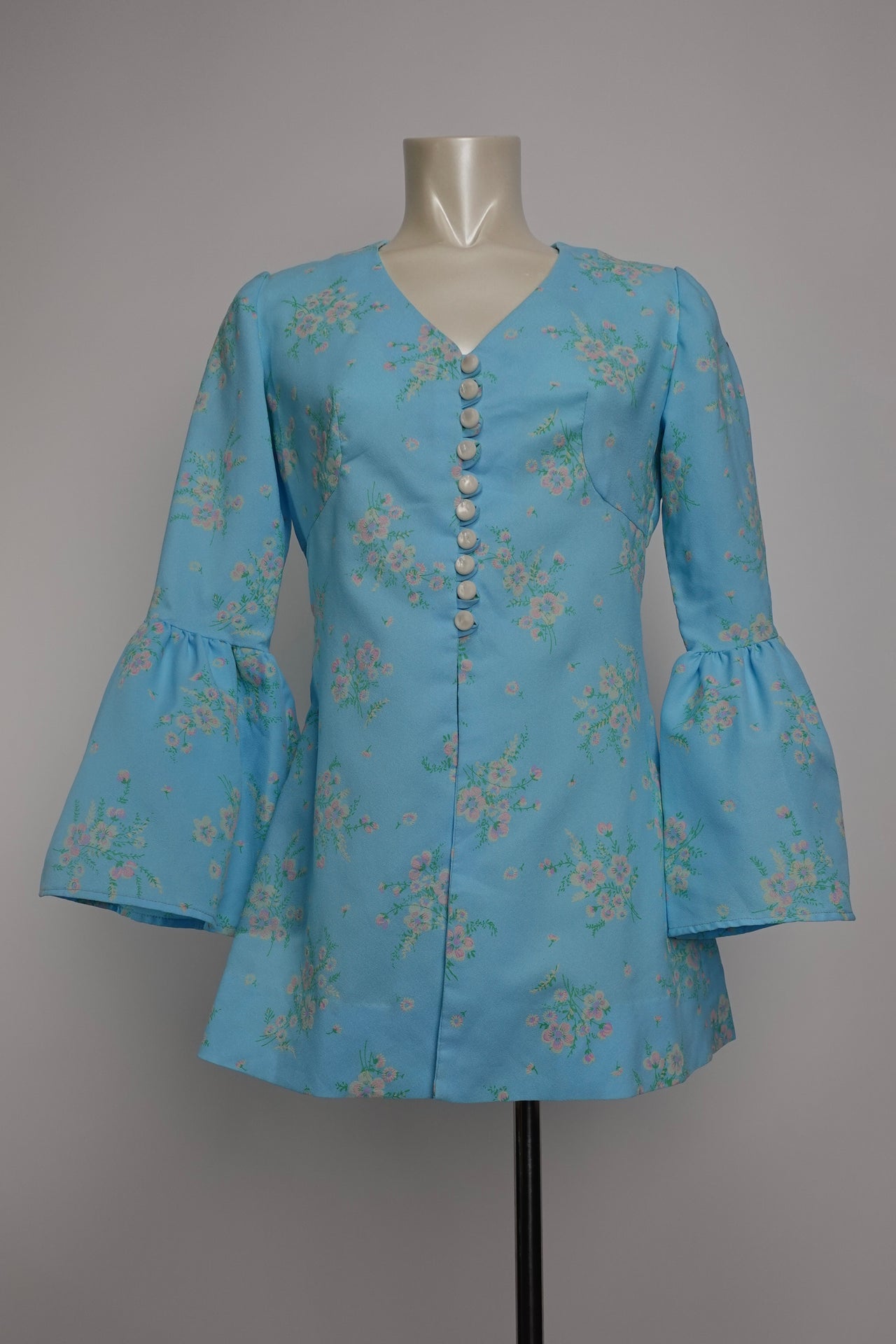 1970S - BISHOP/BEN SLEEVE FLORAL BLOUSE