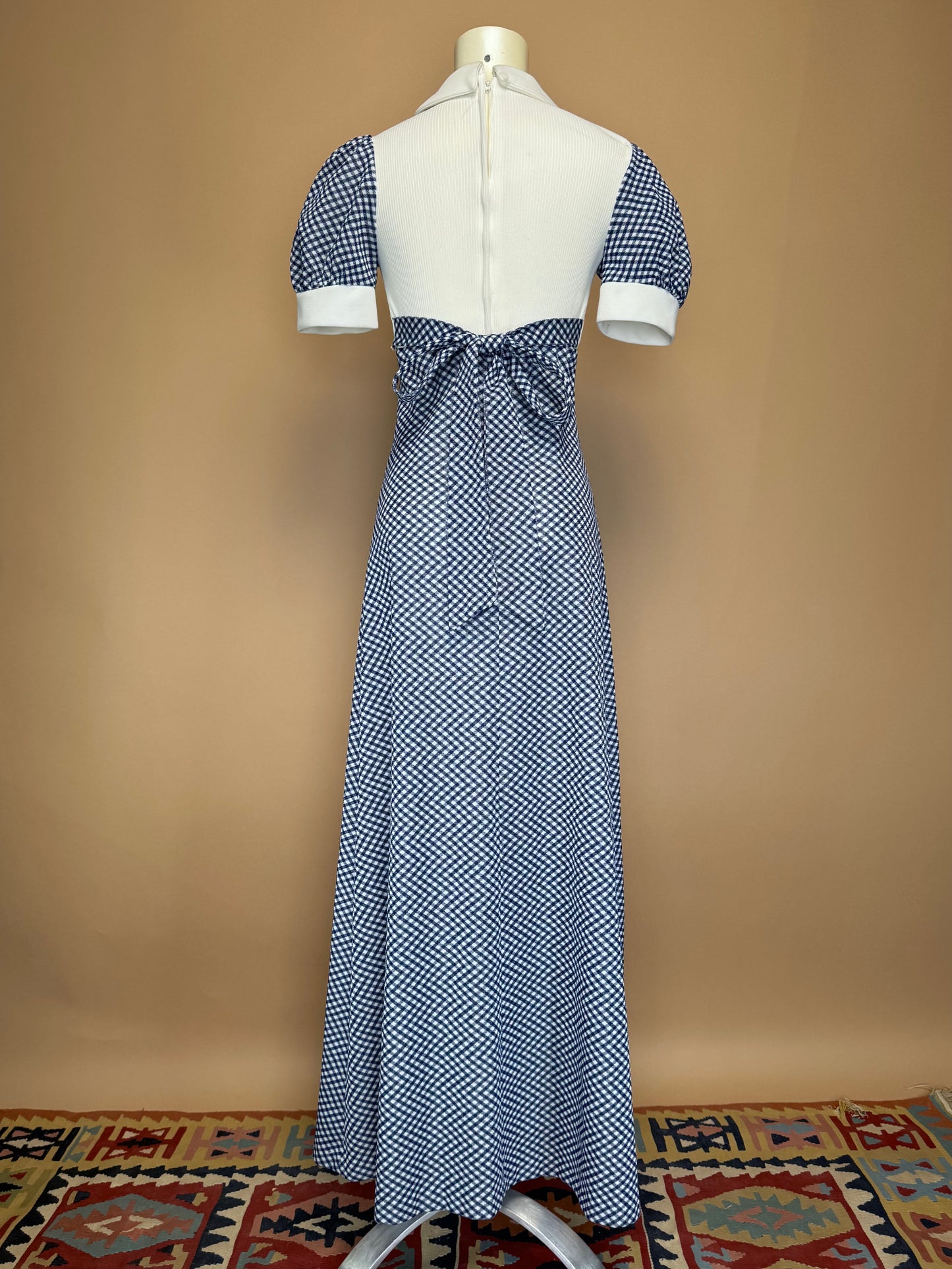 1970s - Gingham Pattern Hand Embroidered Collar Detailing Dress
