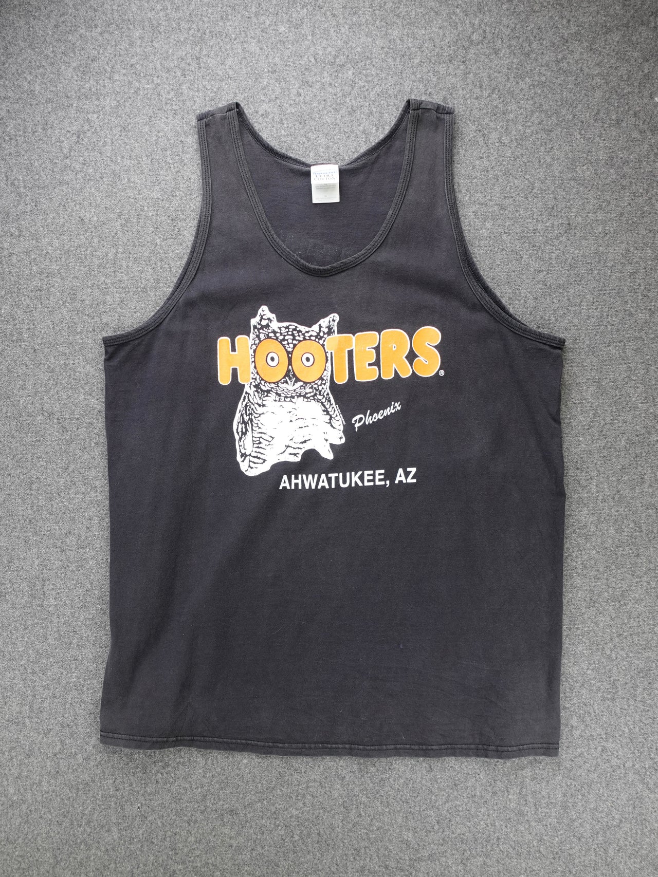 2000s - Hooters Phoenix AZ Tank Top
