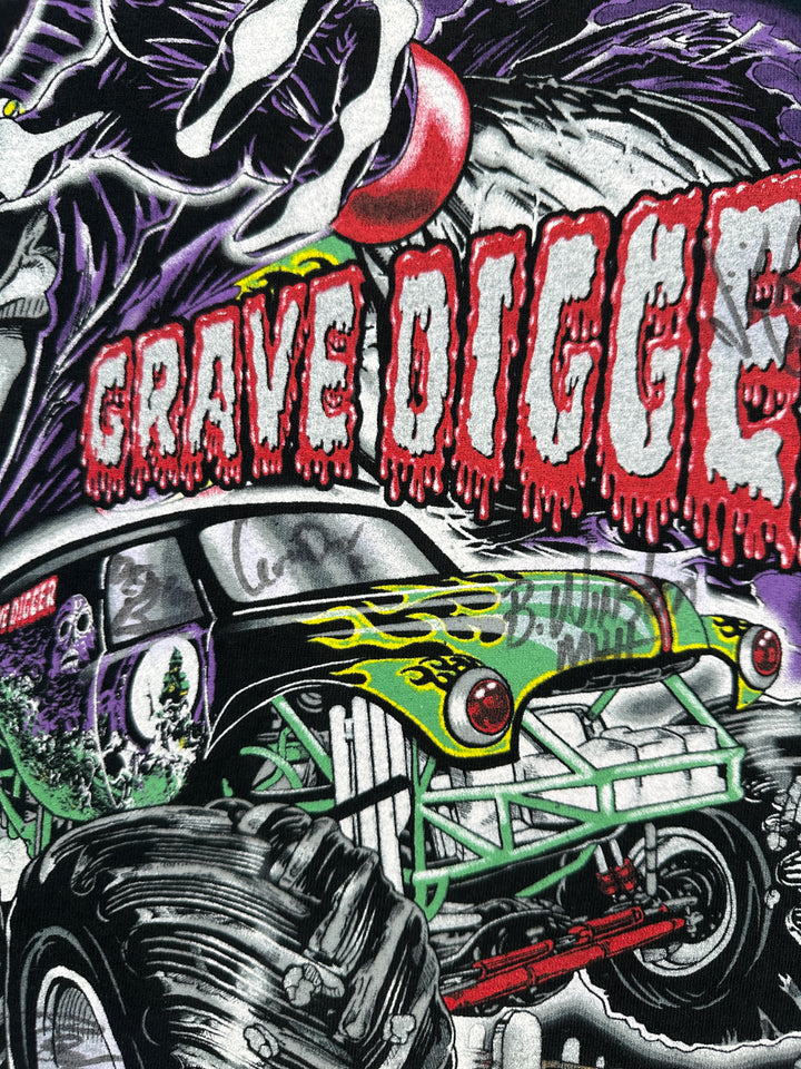 2001 Grave Digger Monster Truck T-shirts
