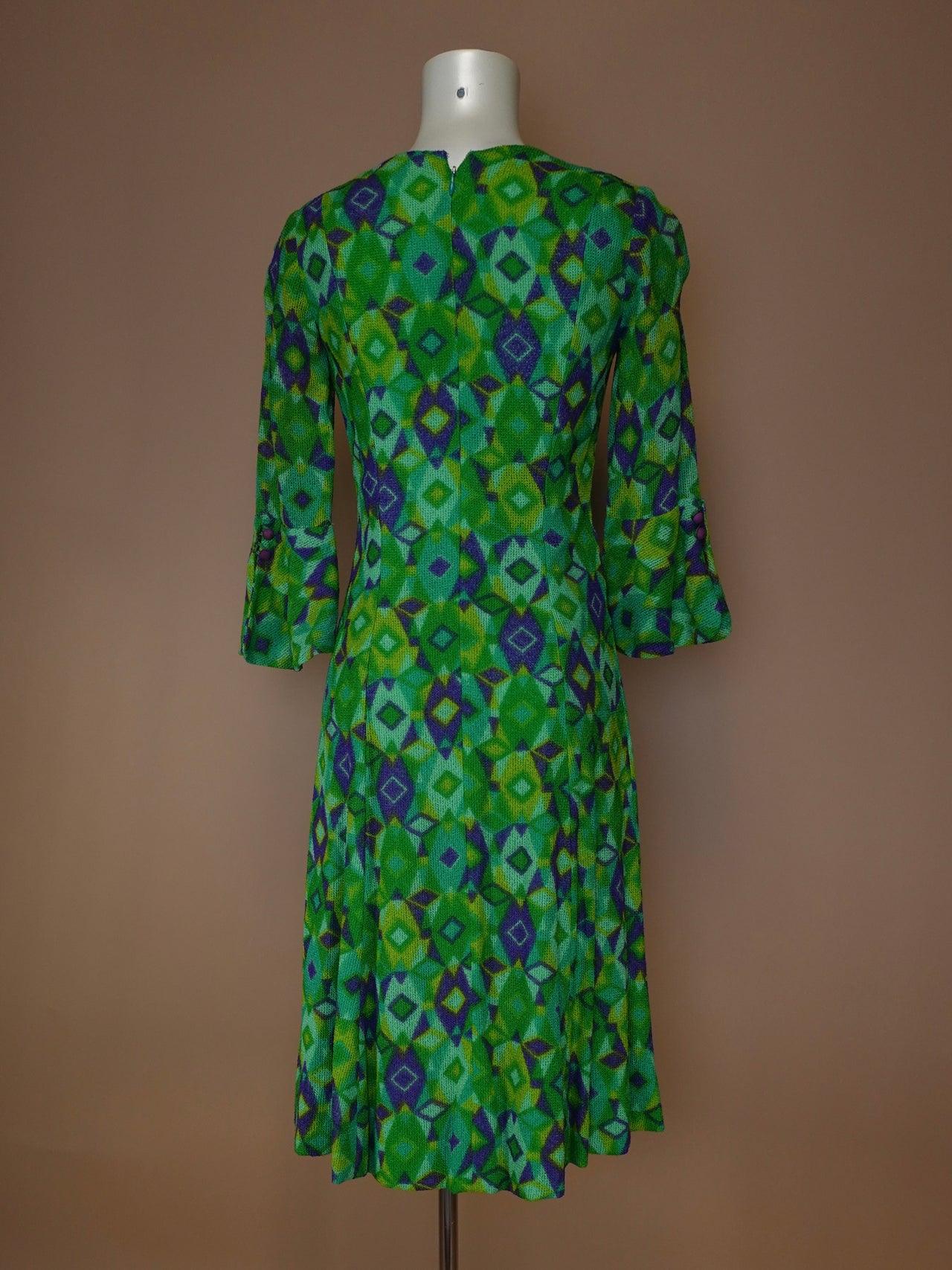 1970S - GREEN FLOWER POWER MIDI DRESS