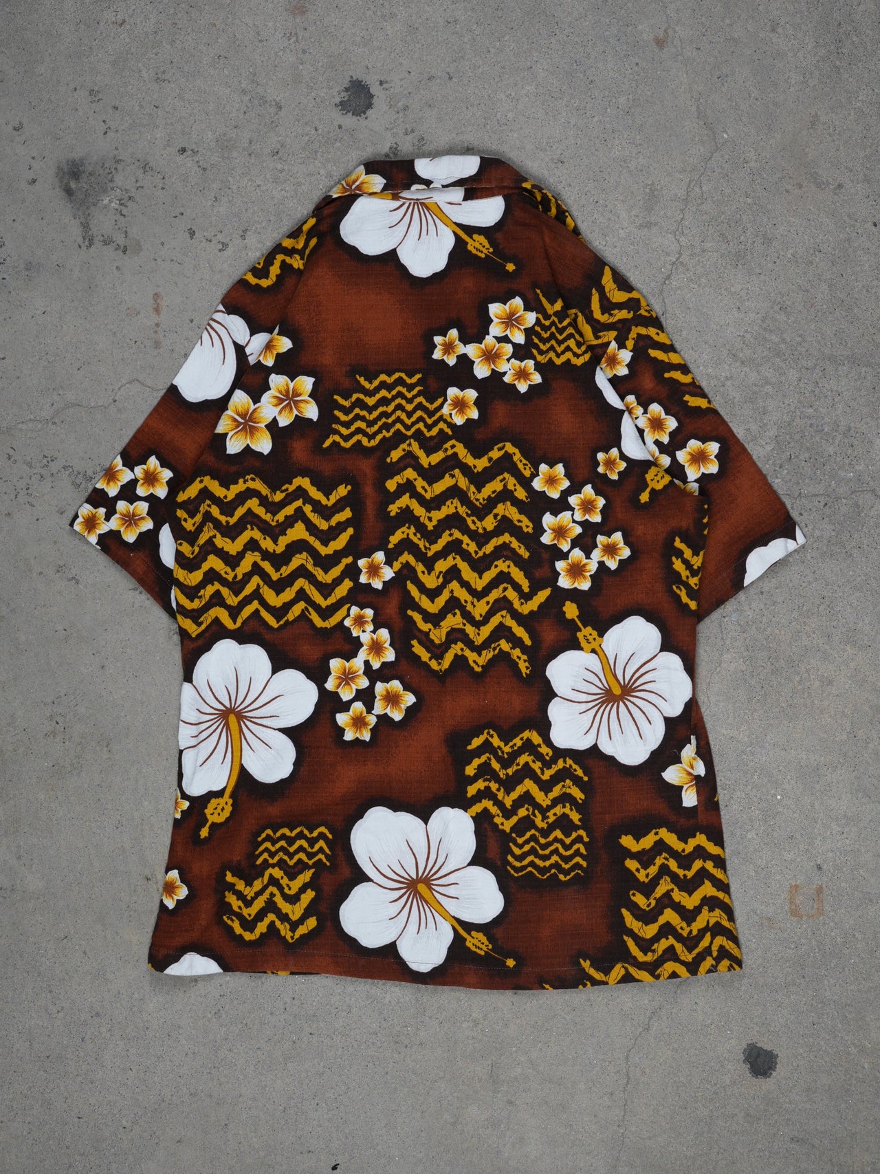 Vintage 1960s - Hawaiian Sar Cloth Short Sleeve Button Up