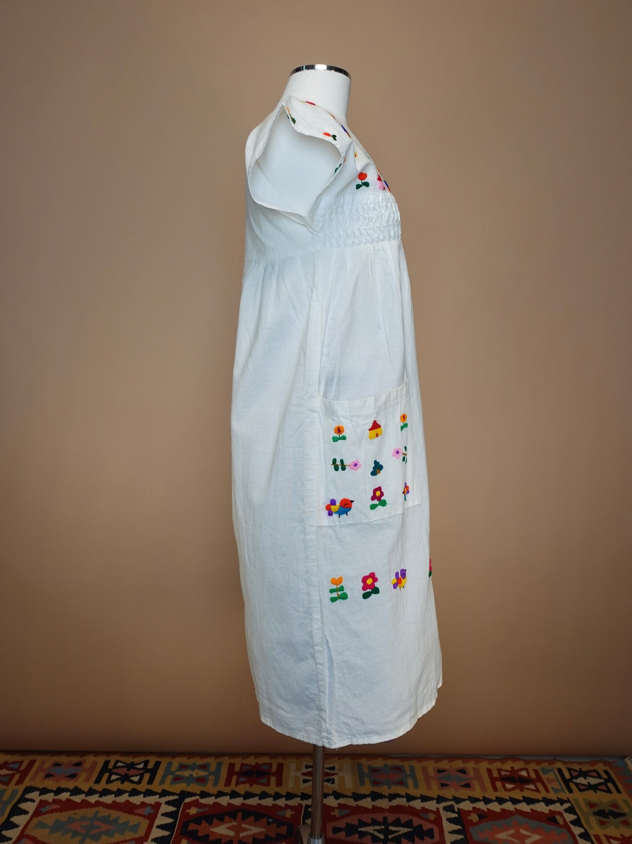 1970S - HAND EMBROIDERED MEXICAN WEDDING DRESS