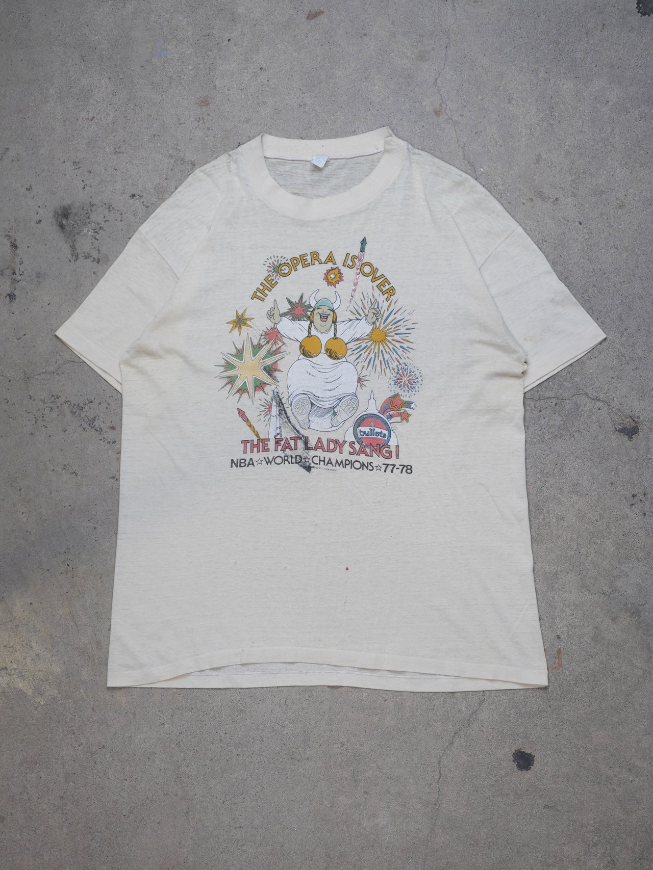 1977 - NBA WORLD CHAMPS T-SHIRT (L)