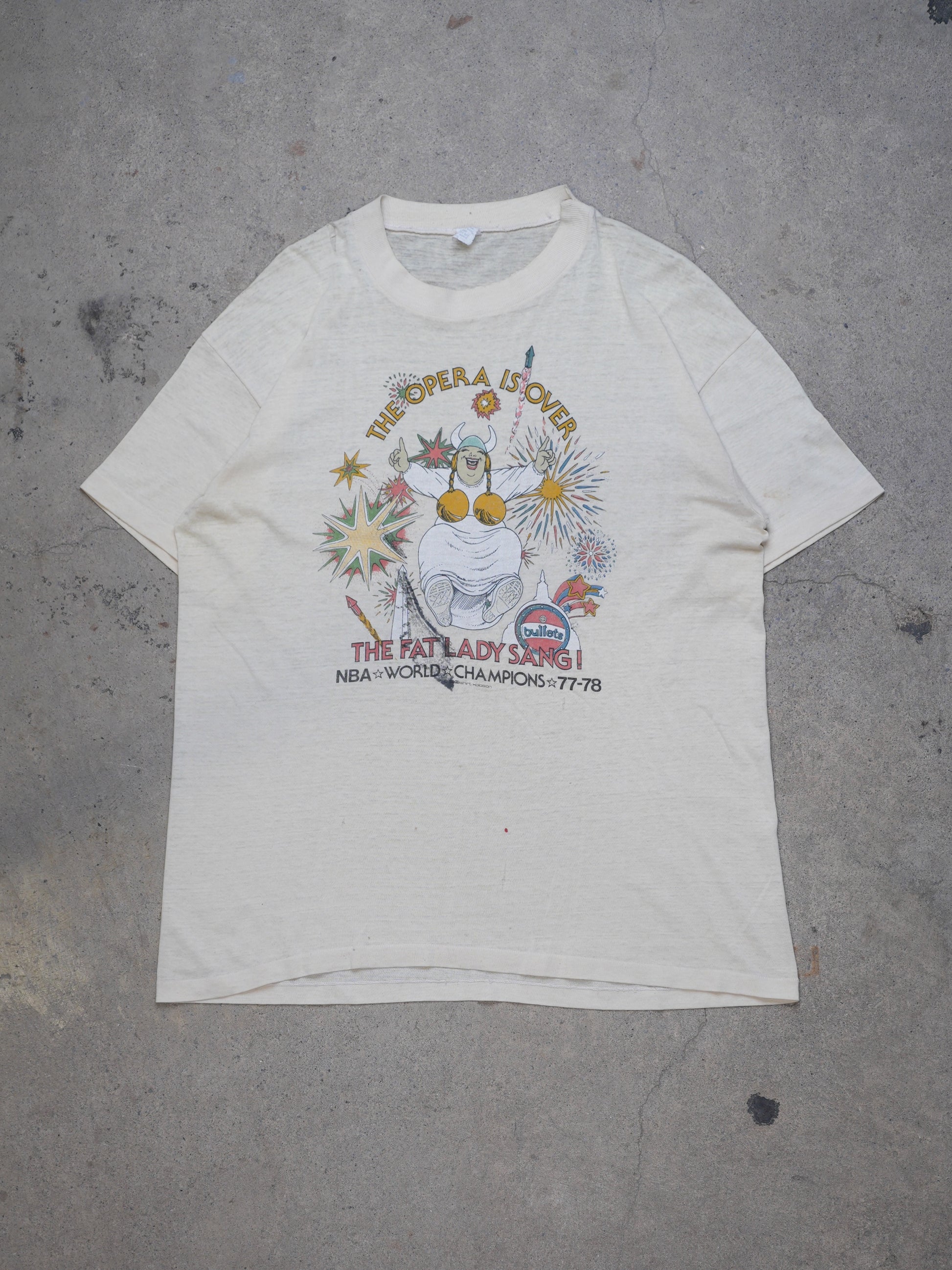 1977 - NBA WORLD CHAMPS T-SHIRT (L)