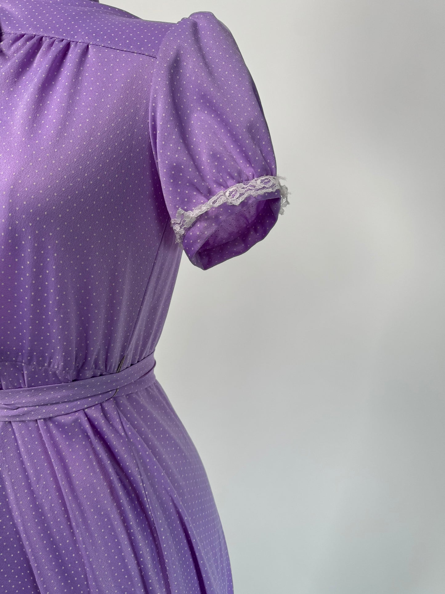 1970S - PURPLE MICRO DOT LACE TRIM SQUARE DANCING DRESS