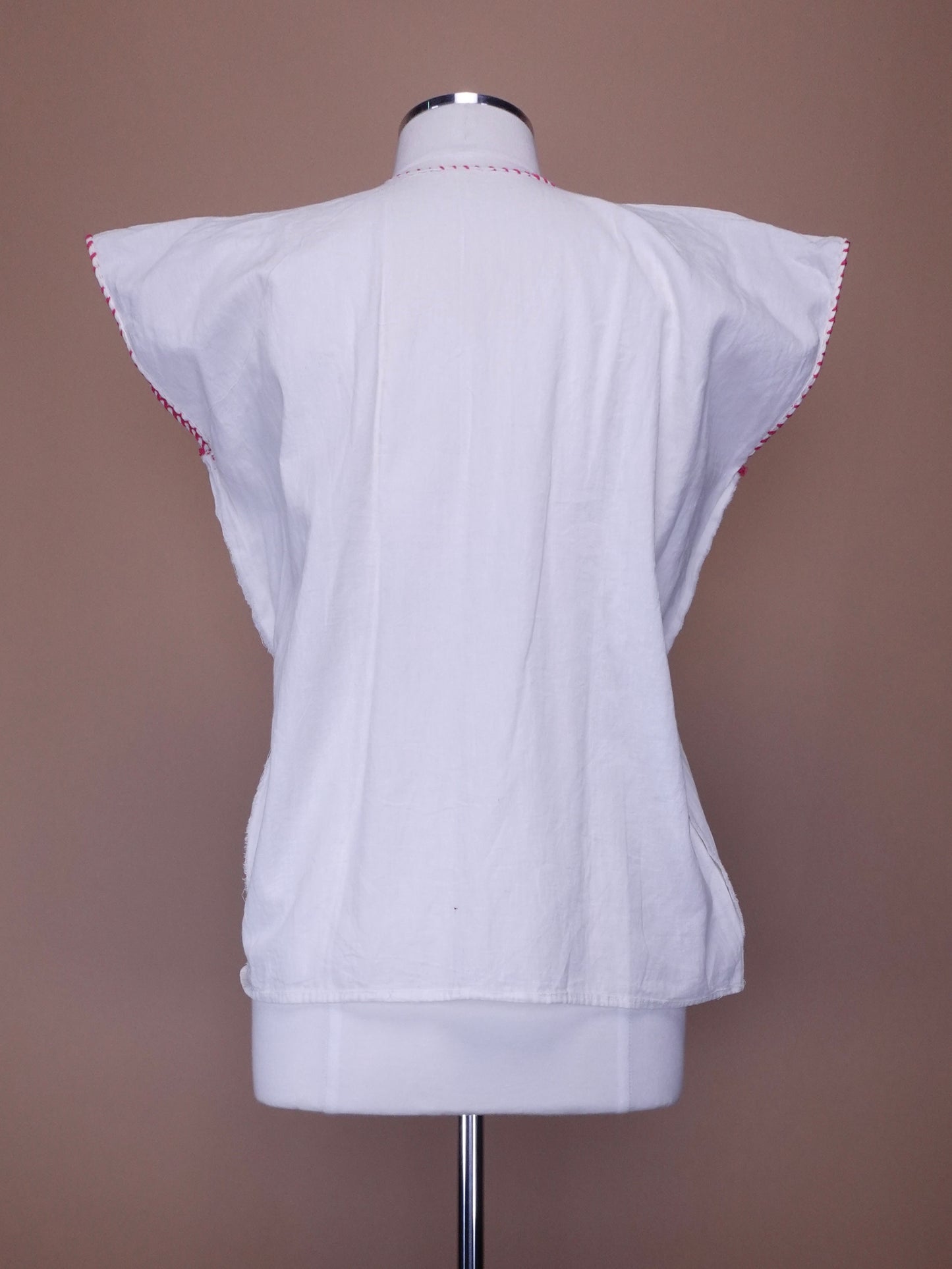 1970s - Vintage Hand Embroidered Mexican Blouse