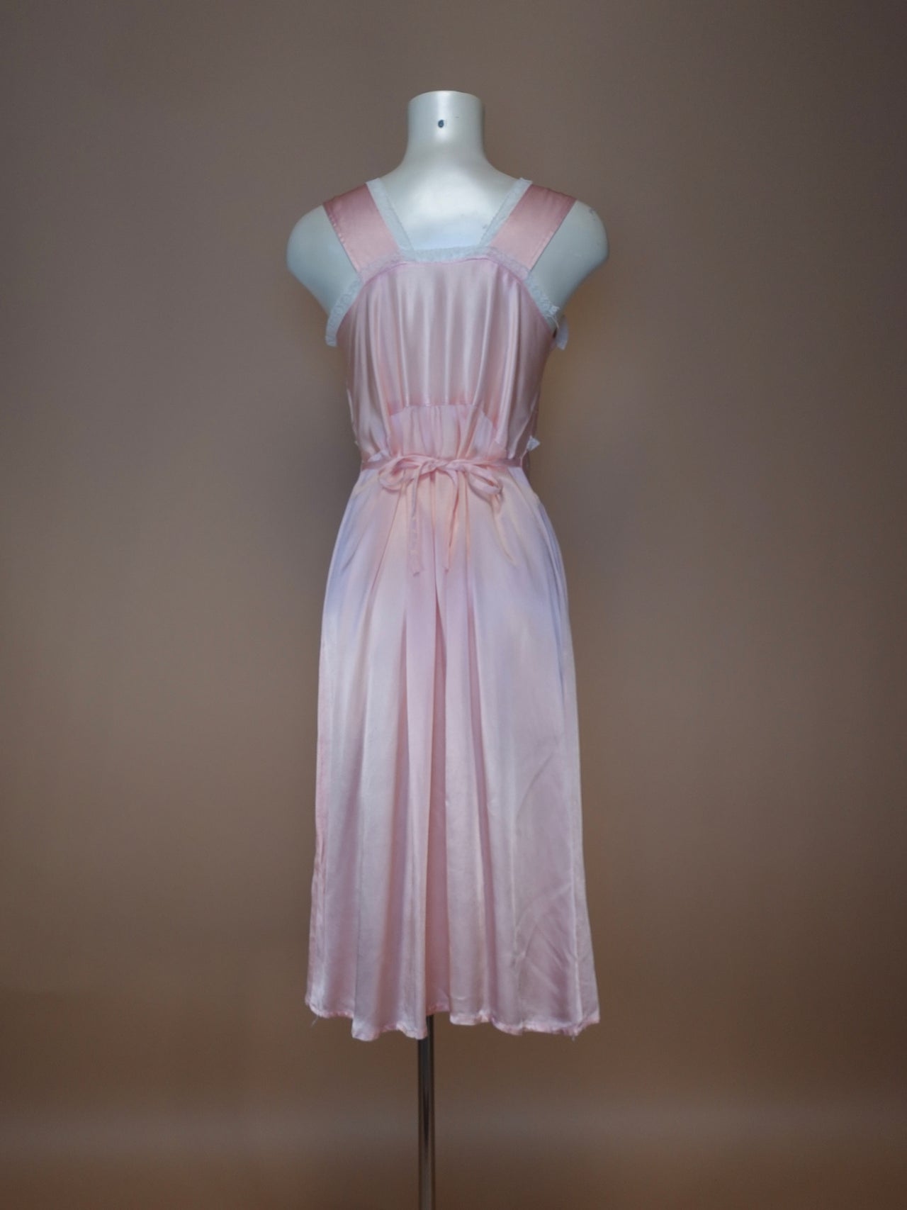Vintage 1940s - Baby Pink Satin Silk Night Gown With Lace Bow & Bust Detailing