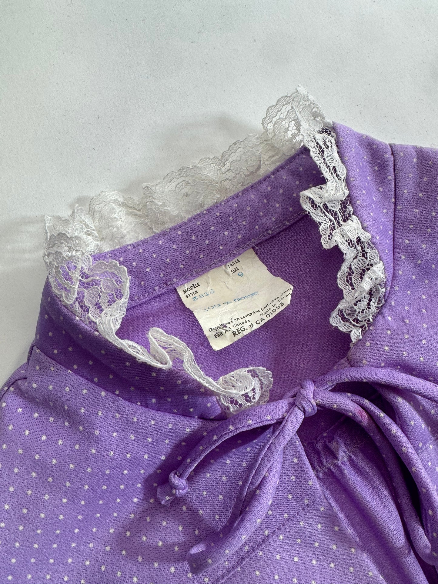 1970S - PURPLE MICRO DOT LACE TRIM SQUARE DANCING DRESS