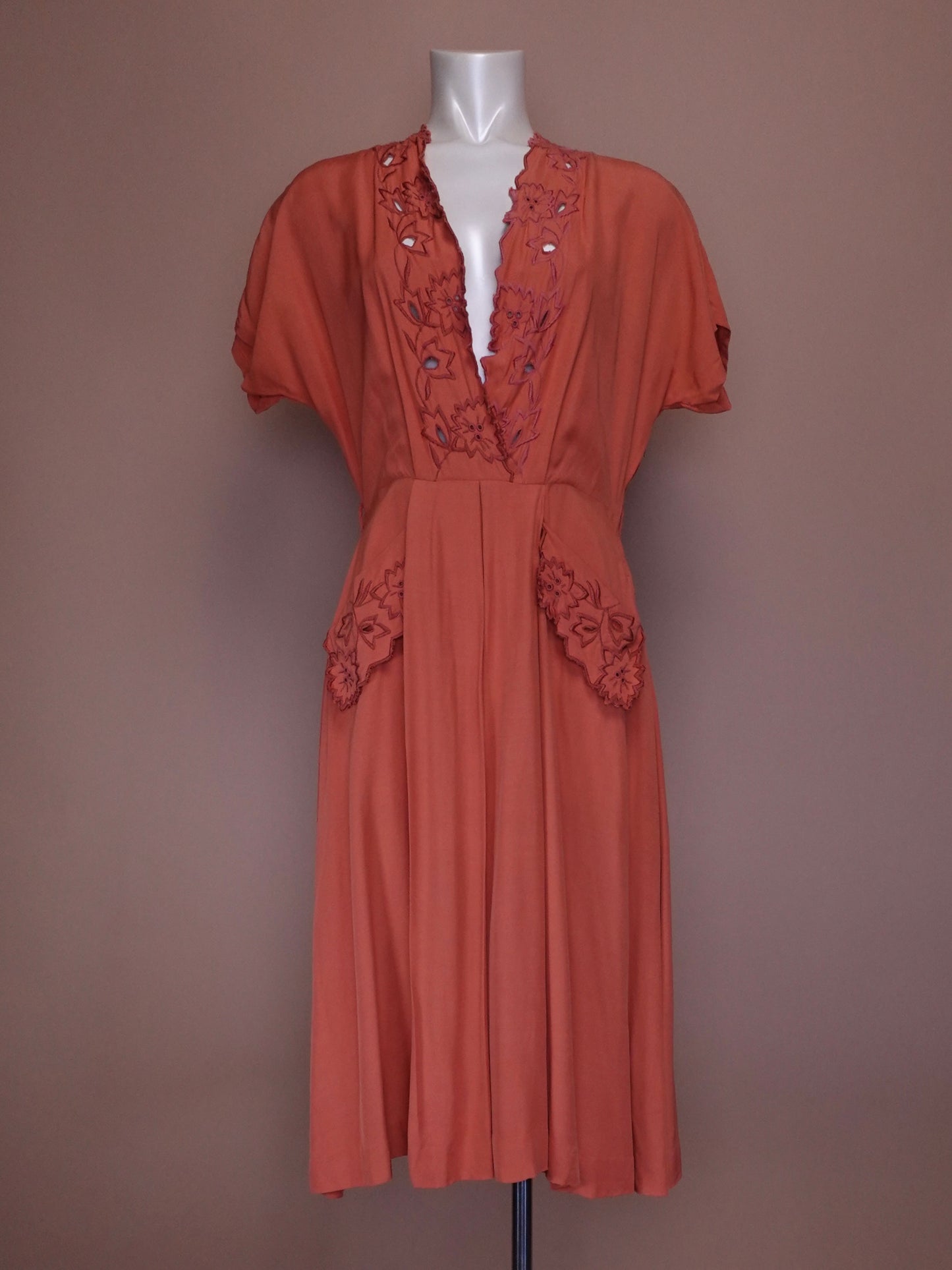 1950s - Coral Pink Special Occasion Dress