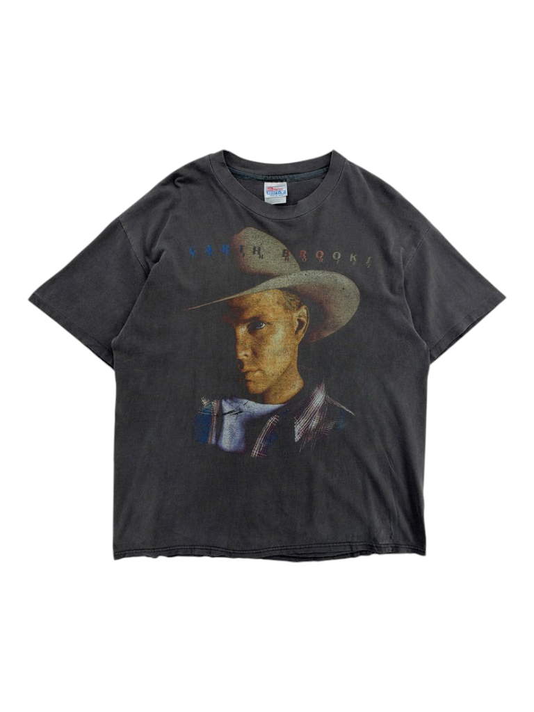 Exile Vintage 1990s Garth Brooks world tour graphic t-shirt in faded black cotton, size XL