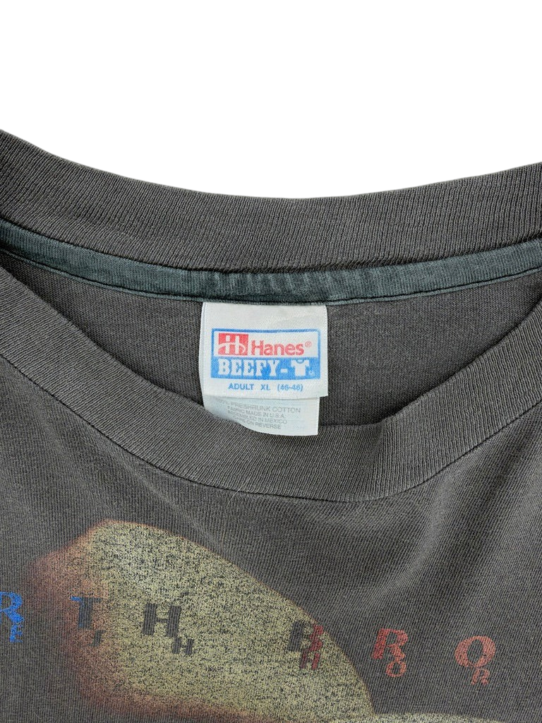 Exile Vintage 1990s Garth Brooks tour t-shirt featuring a Hanes Beefy tag in size XL