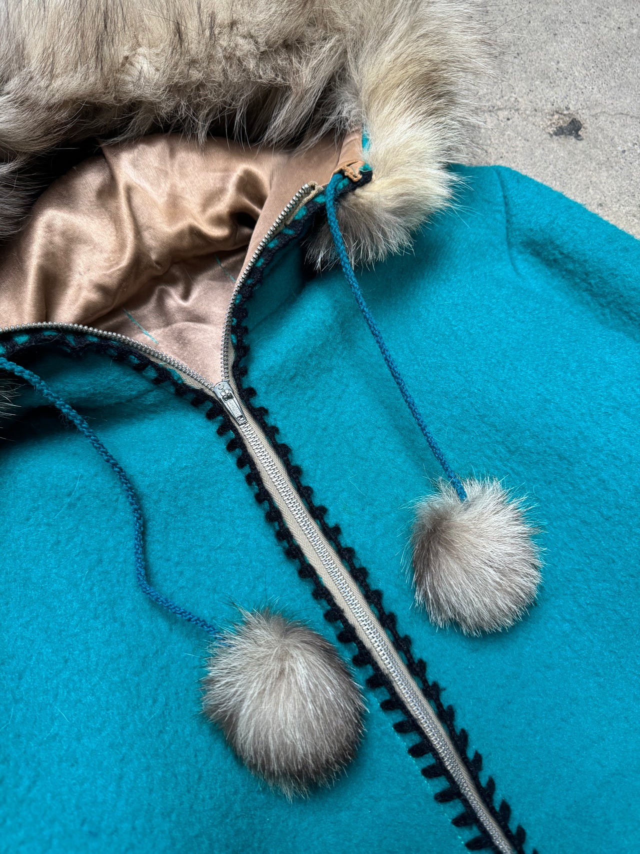 1970S - INUIT WOOL DUFFLE PARKA FUR TRIM COAT