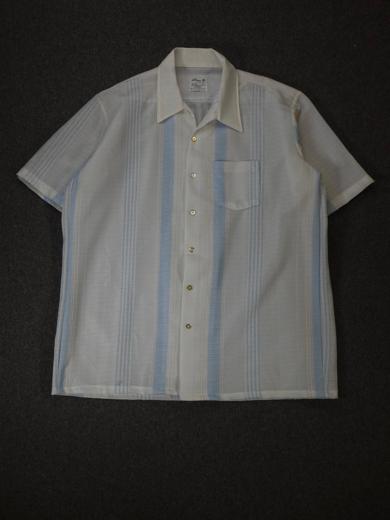 Vintage 1970s - Alleson Of Rochester Texturized Polyester Short Sleeve Shirt