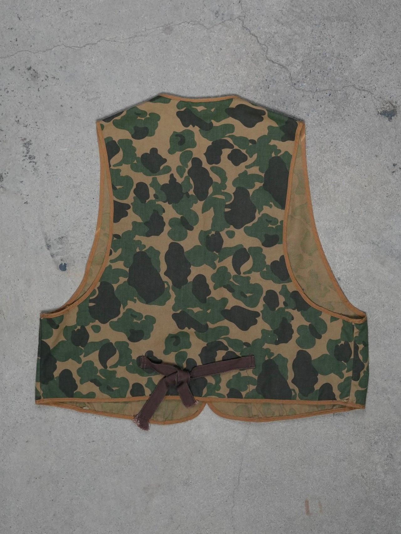 1960S - CAMO HUNTING/FISHING VEST