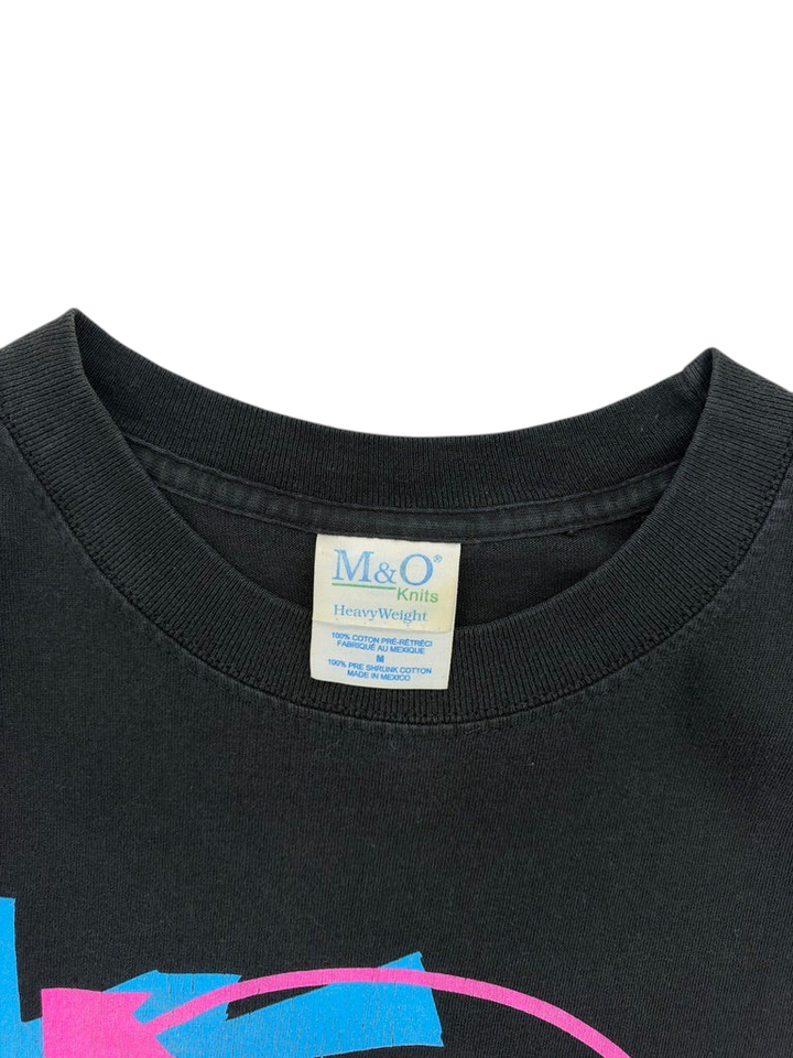 Exile Vintage black 2000s Blink 182 band t-shirt collar and M&amp;O Knits tag detail