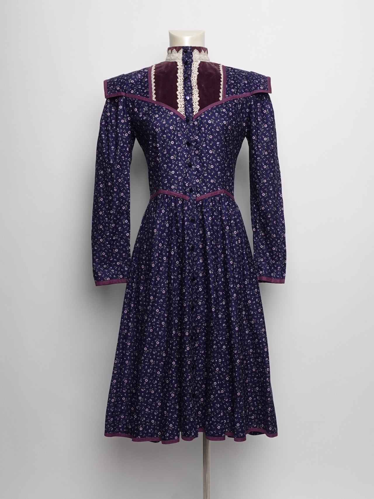 1970S - GUNNE SAX GOLD LABEL FLORAL PATTERN DRESS