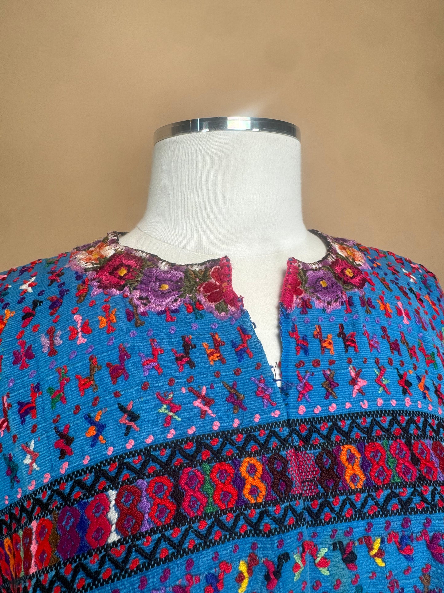 1970s - Mexican Hand Embroidered Poncho