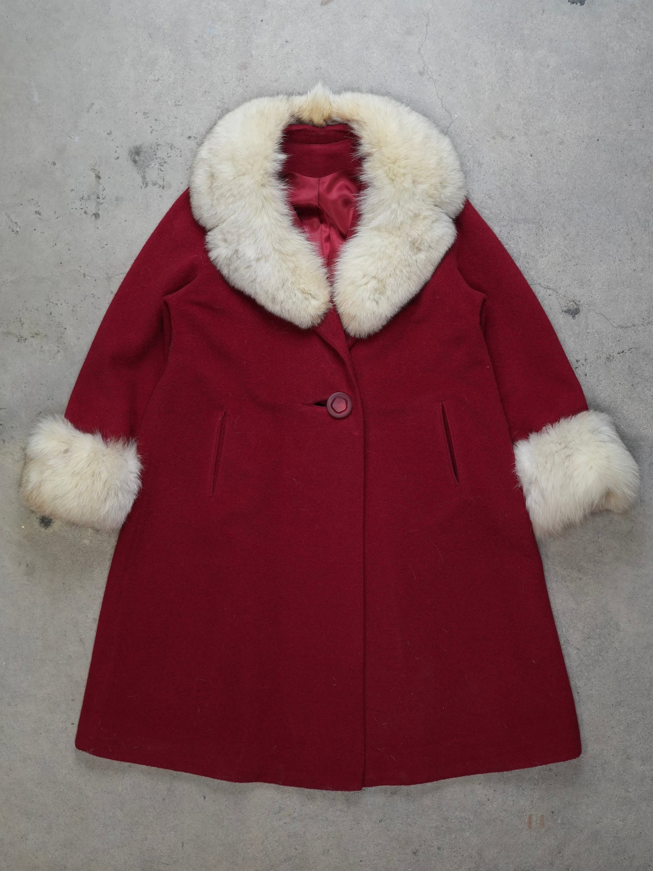 Vintage 1960s - Velveteen Fur Trimmed Wool Coat