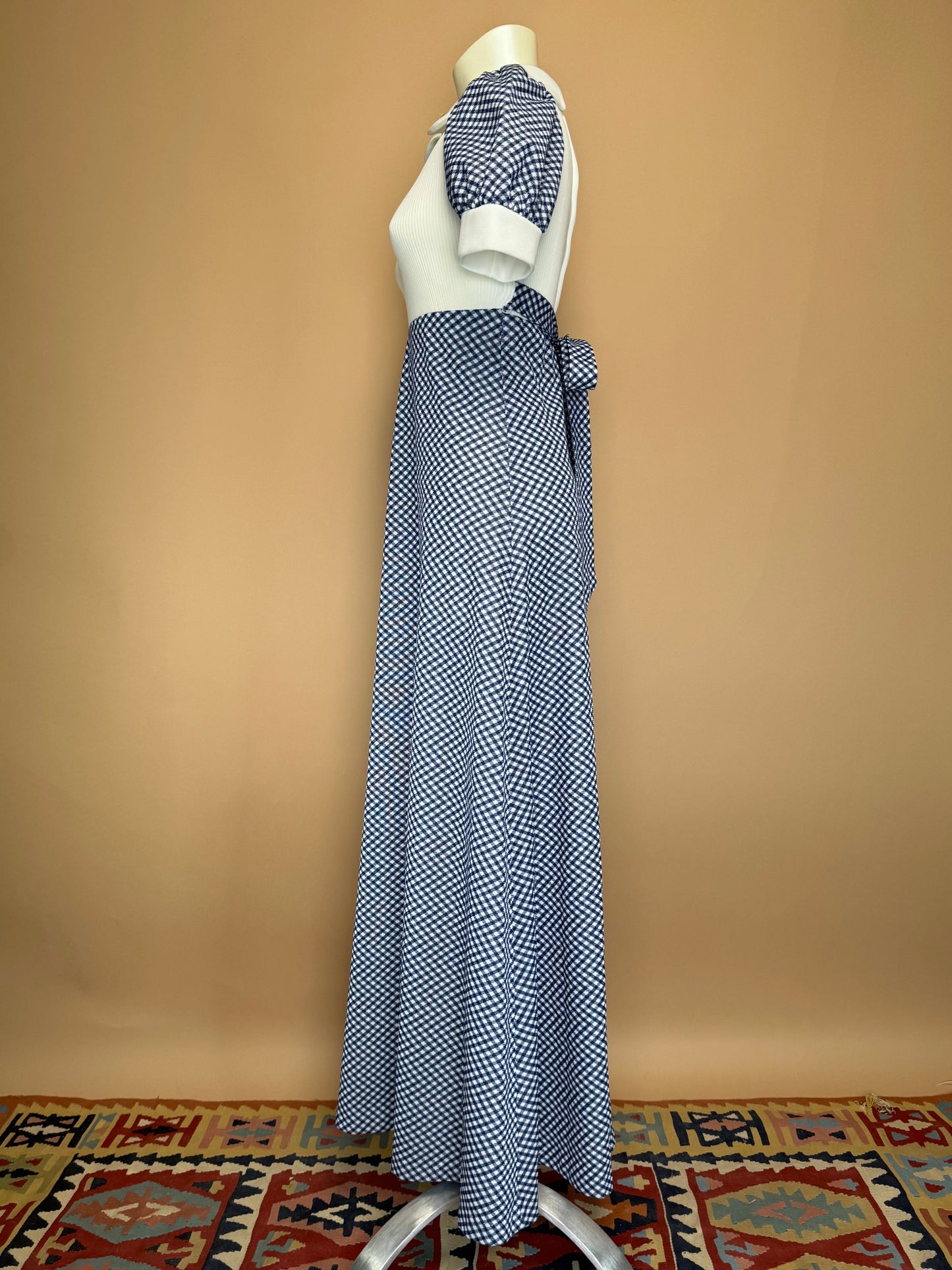 1970s - Gingham Pattern Hand Embroidered Collar Detailing Dress