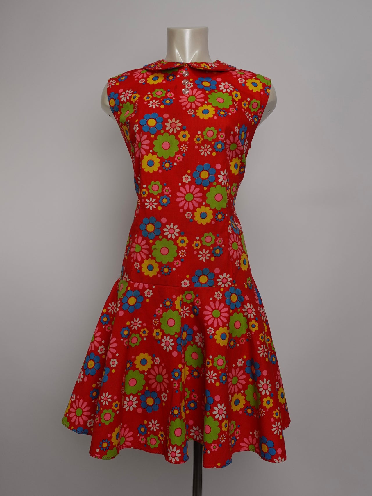 1960S -FLOWER POWER SLEEVLESS ROMPER