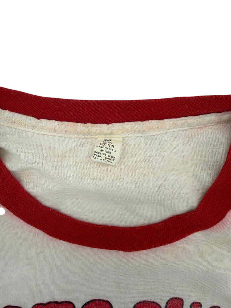 Exile Vintage 1970s ringer t-shirt collar detail showing white cotton fabric and red trim with size M tag