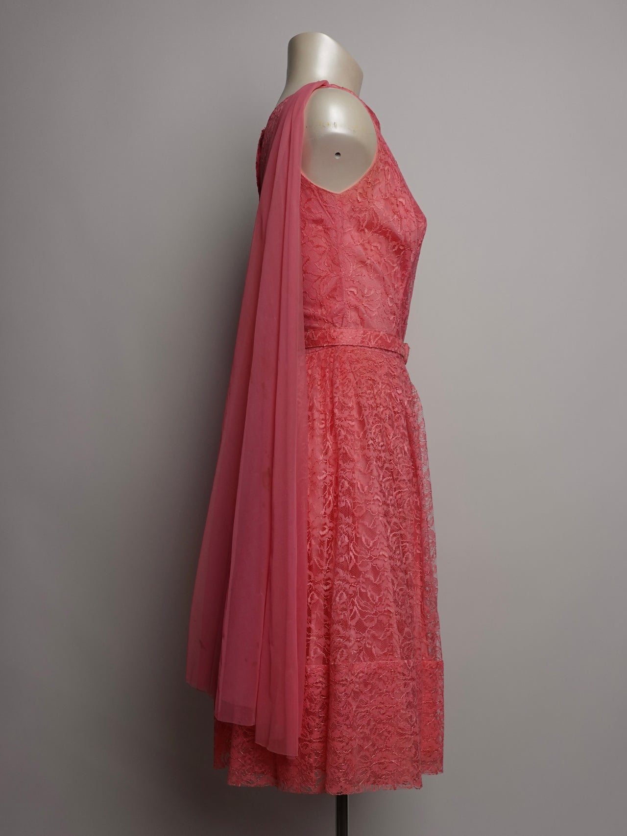 1950S - LACE PARTY/SPECIAL OCCASION DRESS