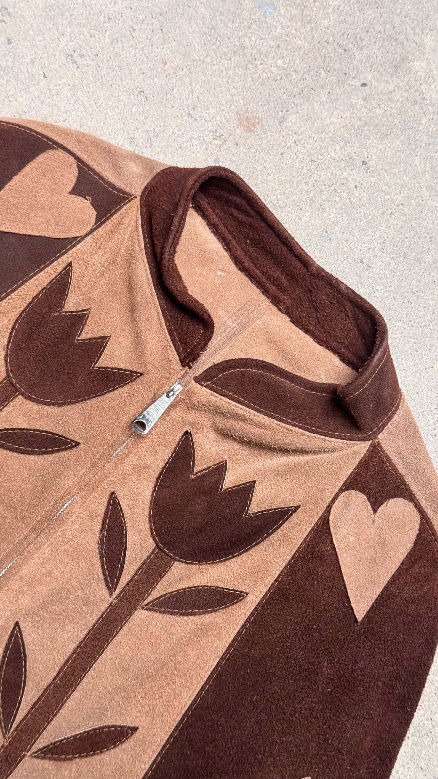 1970S - SUEDE TULIP CAPE/COAT