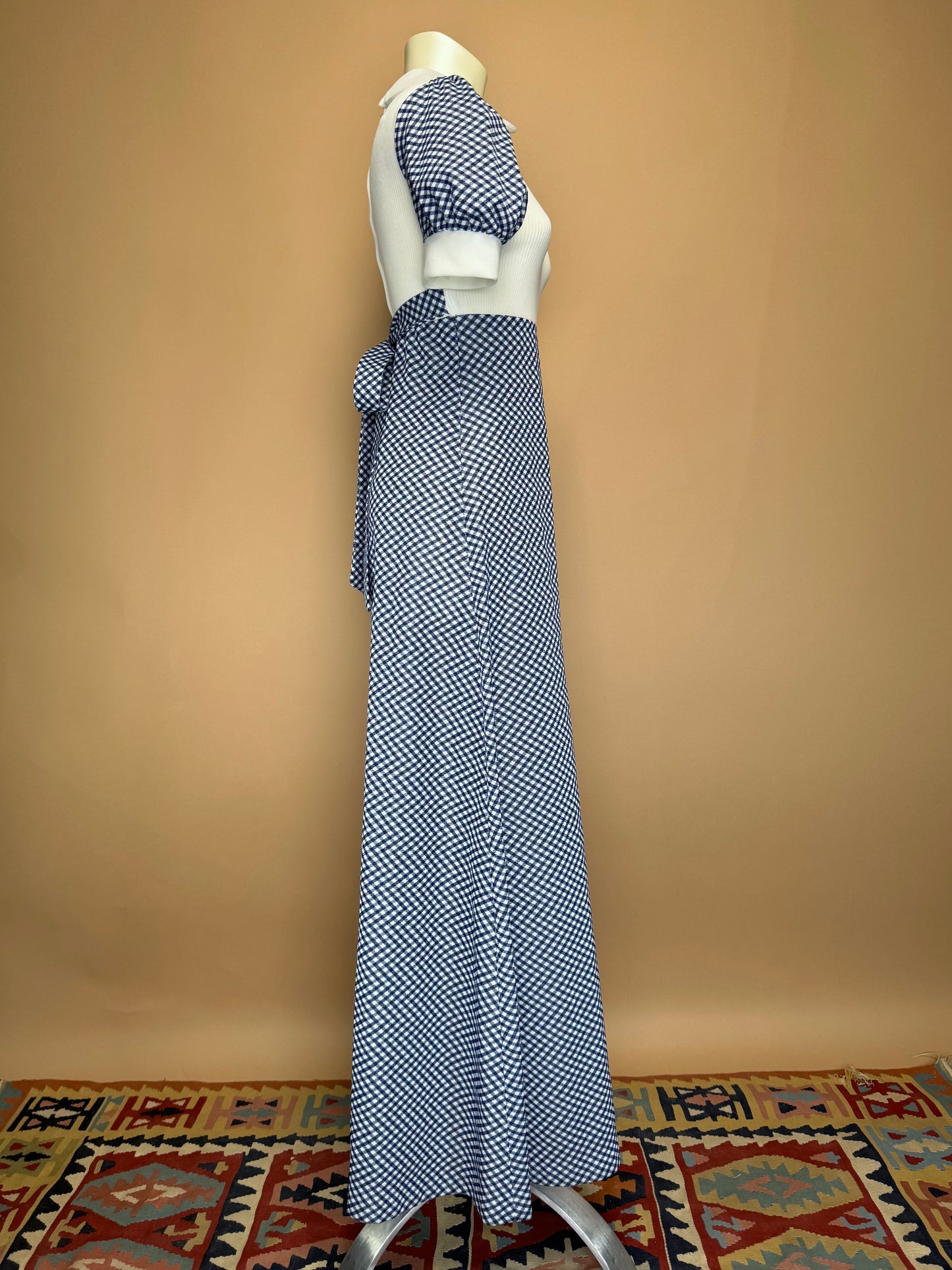 1970s - Gingham Pattern Hand Embroidered Collar Detailing Dress
