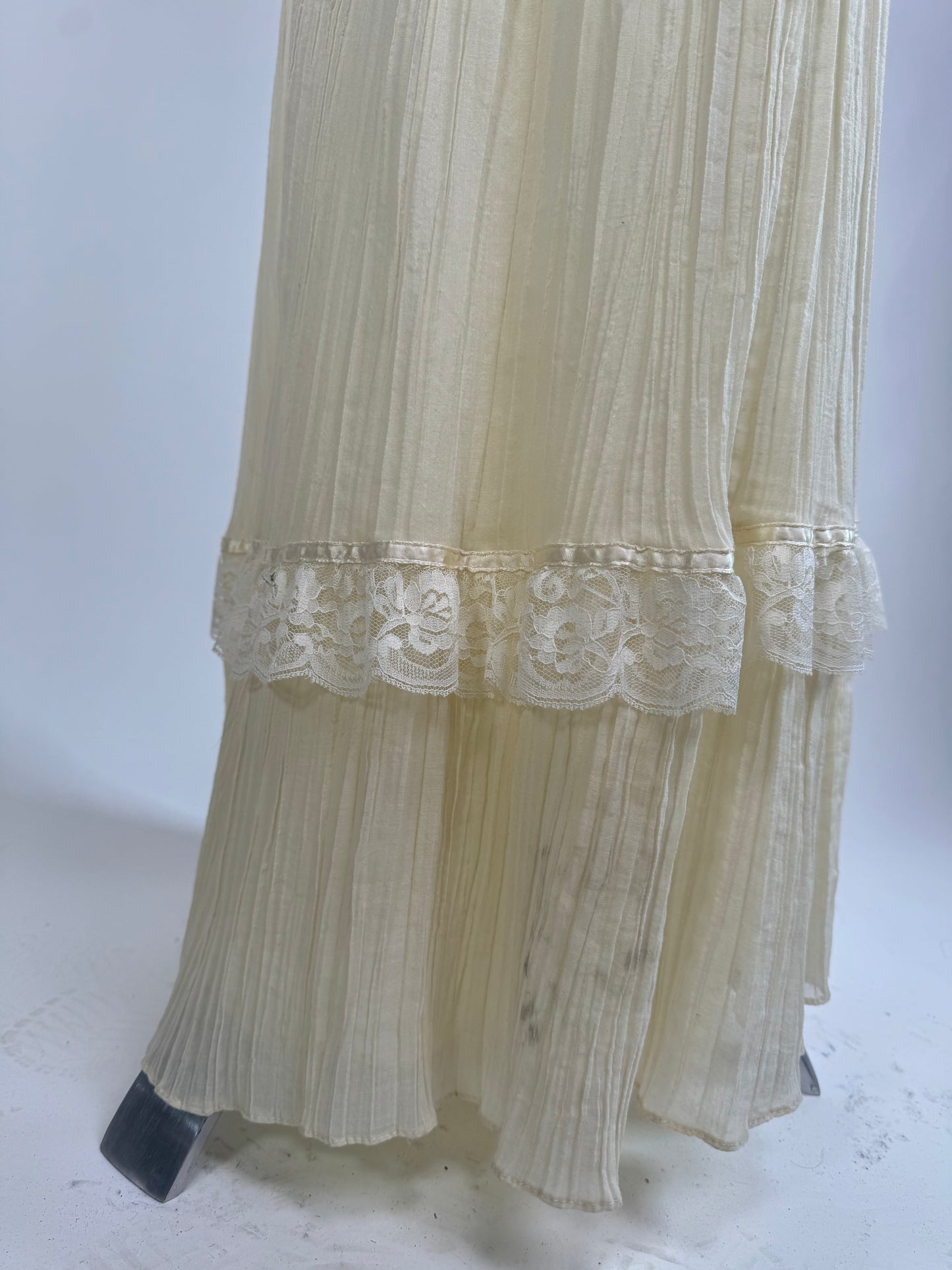 1970S - GUNNE SAX STYLE SHEER LACE DRESS