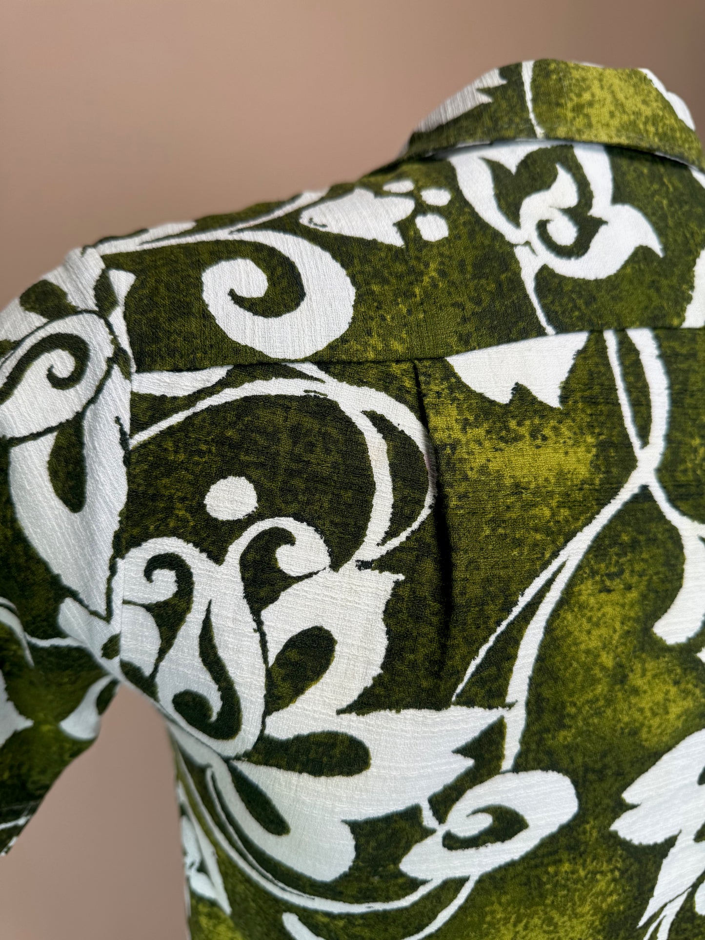 1970s - Lolani Green Bar Cloth Hawaiian Shirt