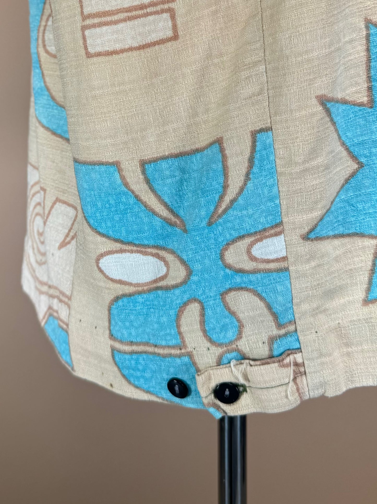 1980s - Malihini Beige/Blue Bar Cloth Hawaiian Shirt