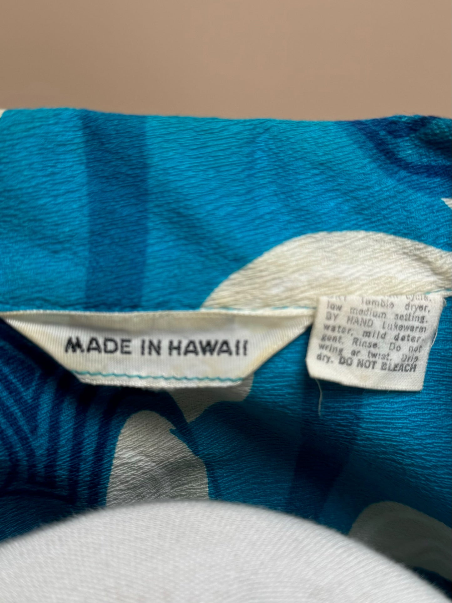 1990s - Hawaiian Blue/White Bar Cloth Hawaiian Shirt