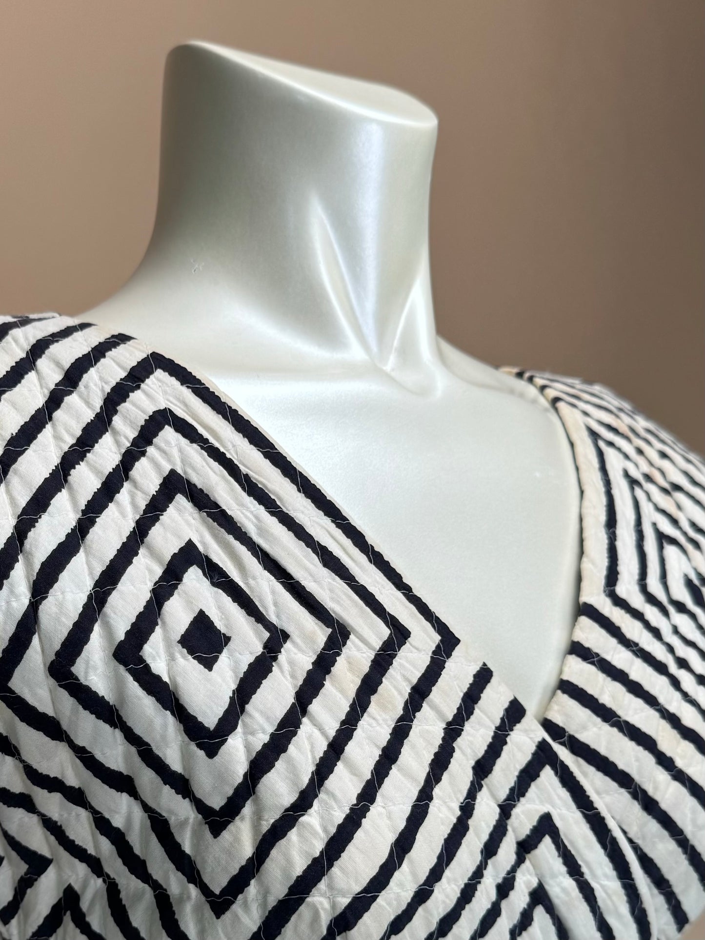 Vintage 1950s | Quilted MCM Print Knee Length Dress | "That Wilroy Look"