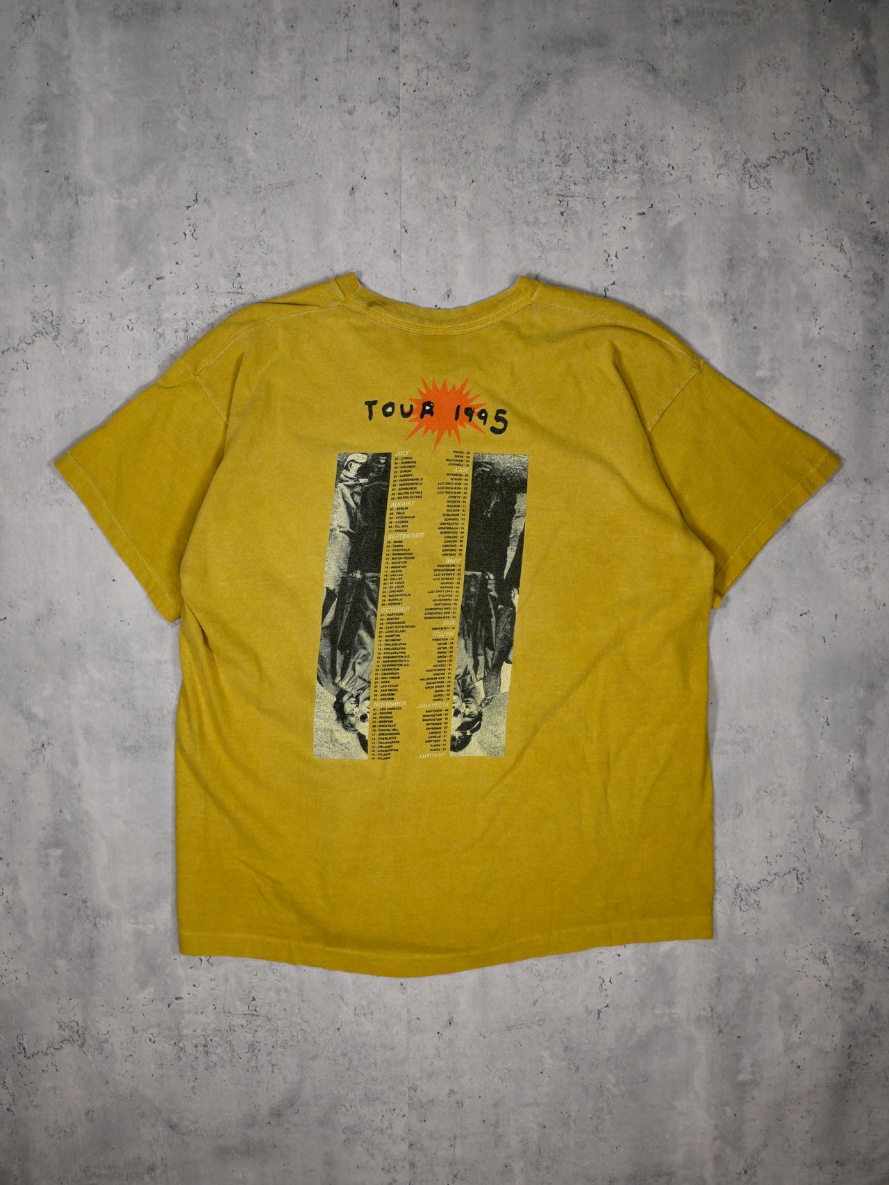 1995 - R.E.M. MONSTER TOUR T-SHIRT ON HOLD LAVINIA
