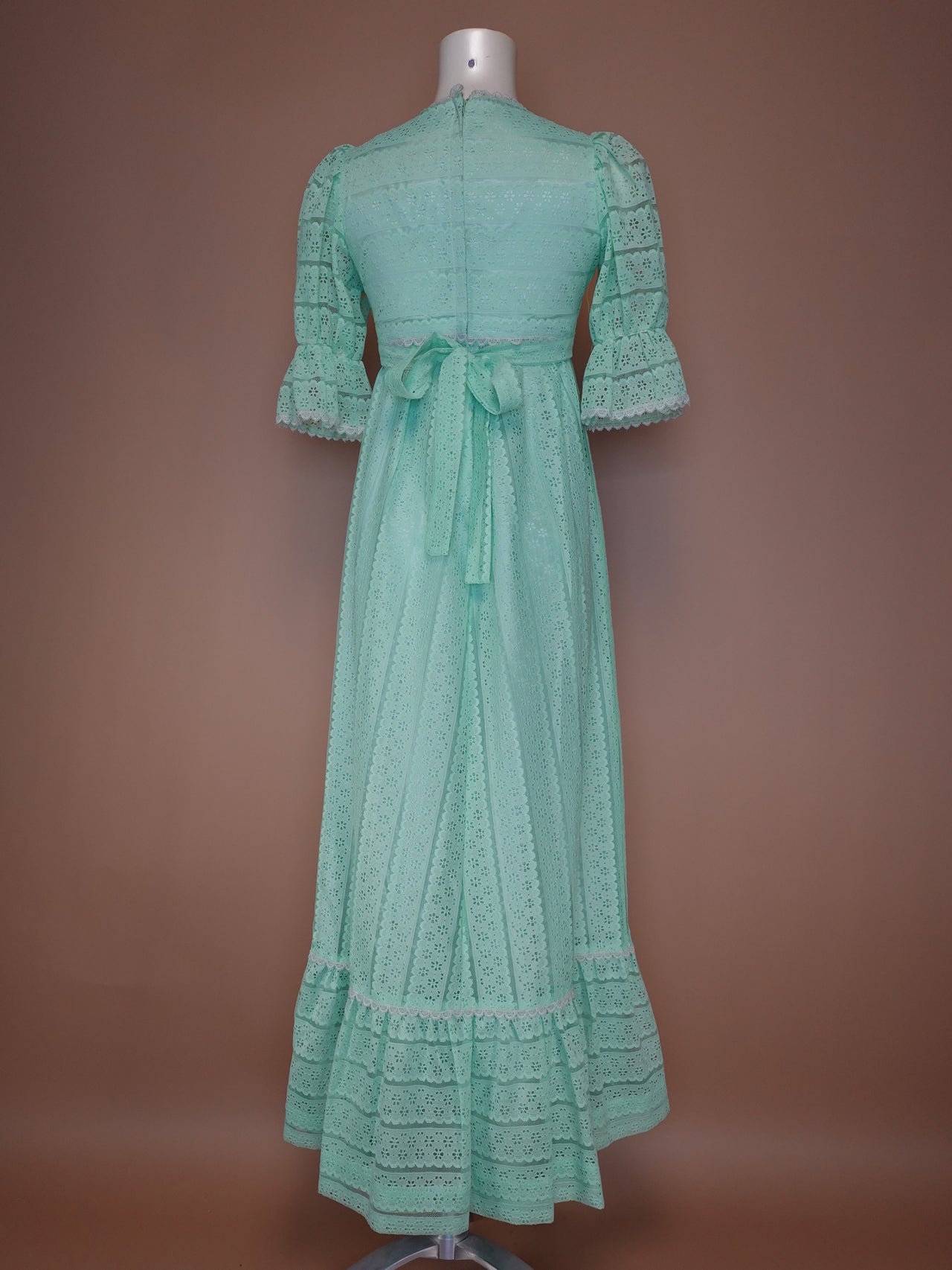 1960s - Pantel Montreal Mint Green Lace Dress