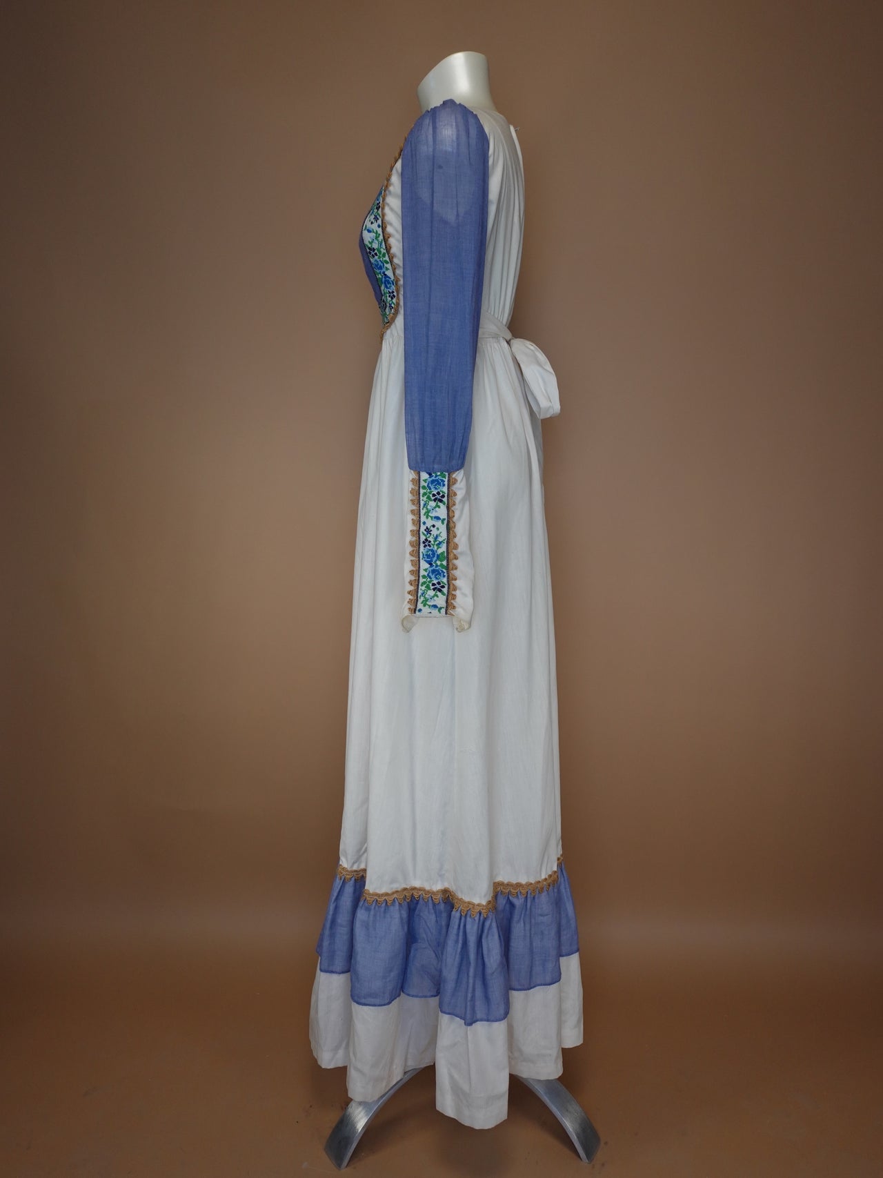 1960s - Gunne Sax Style Prairie Girl Dress with Embroidered Bust Detailing