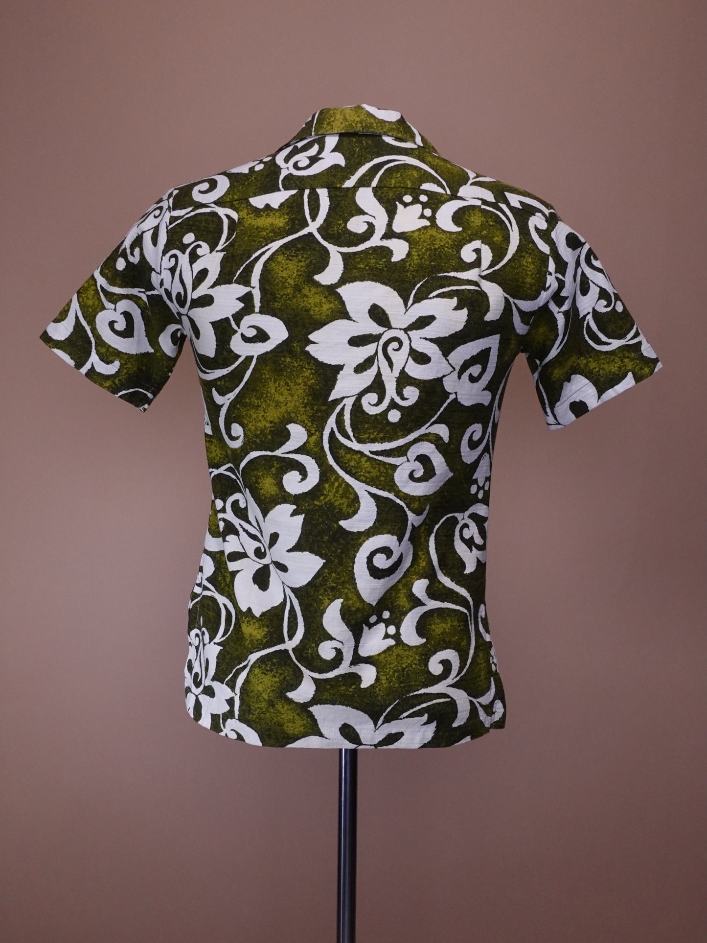1970s - Lolani Green Bar Cloth Hawaiian Shirt
