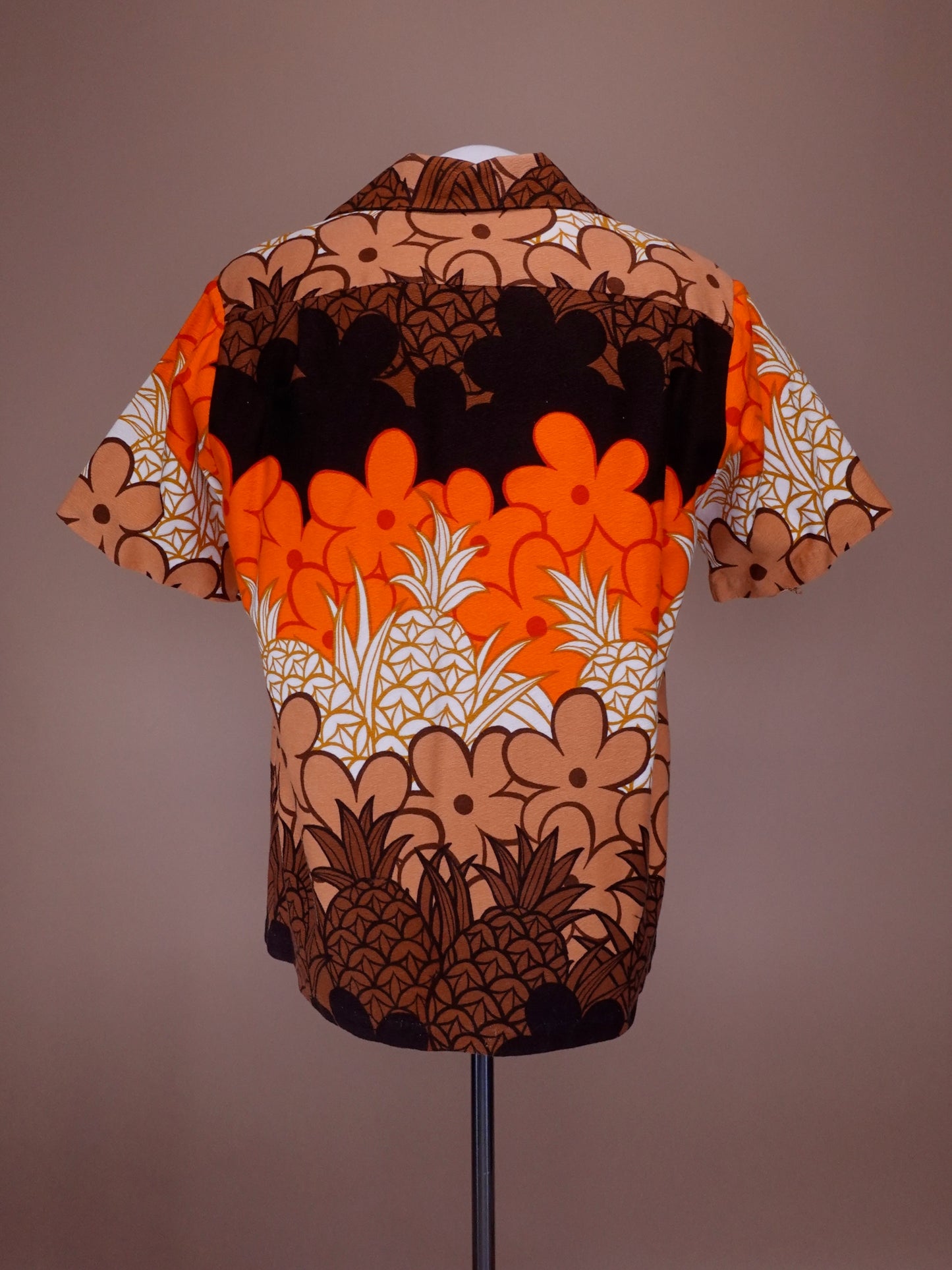 1960s - Polynesian Bazaar Waikiki Hawaii Orange Bar Cloth Hawaiian Shirt