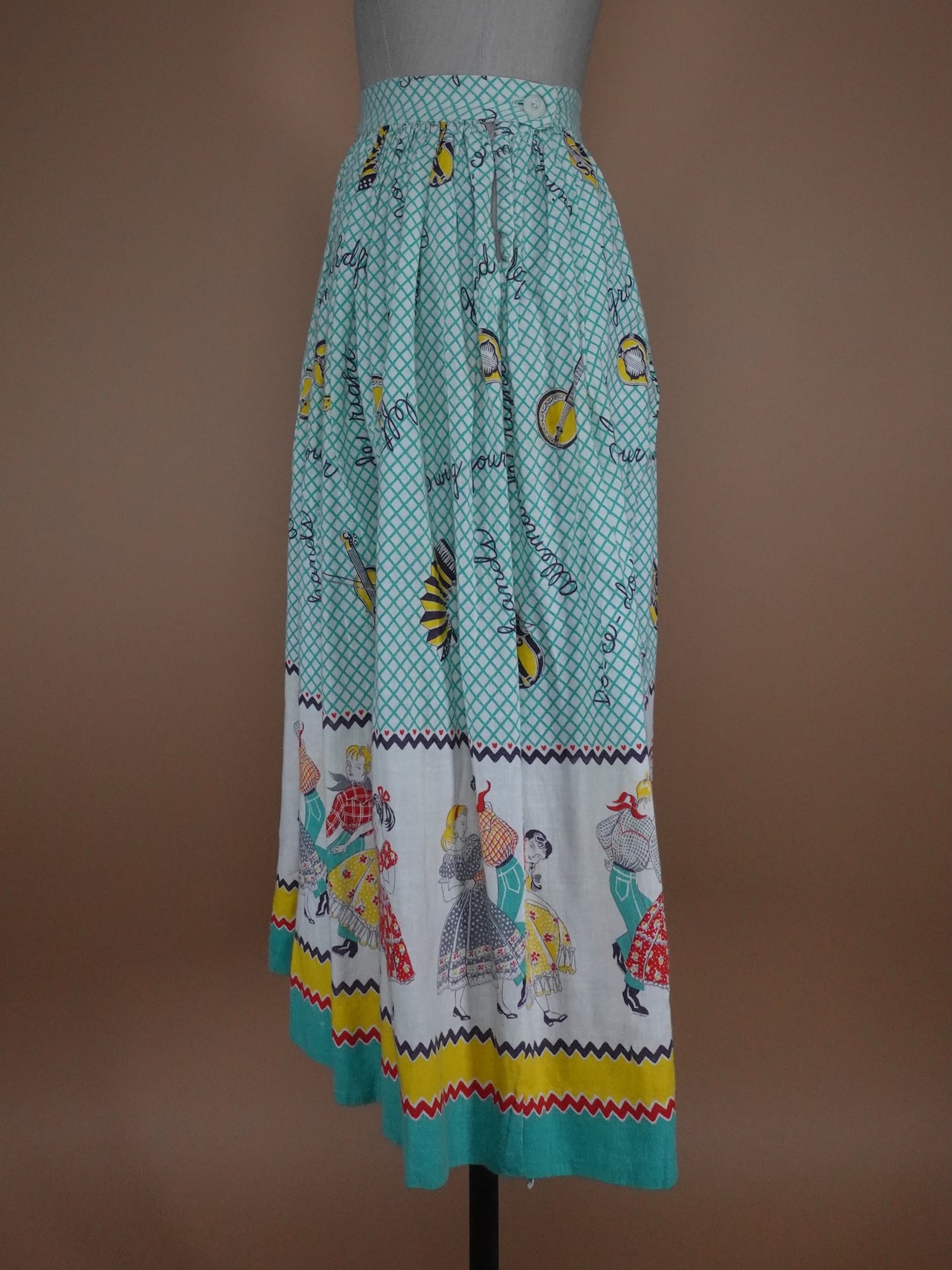 1950s - Do Ce Do Swing Your Partner Allemande Dancing Circle Skirt